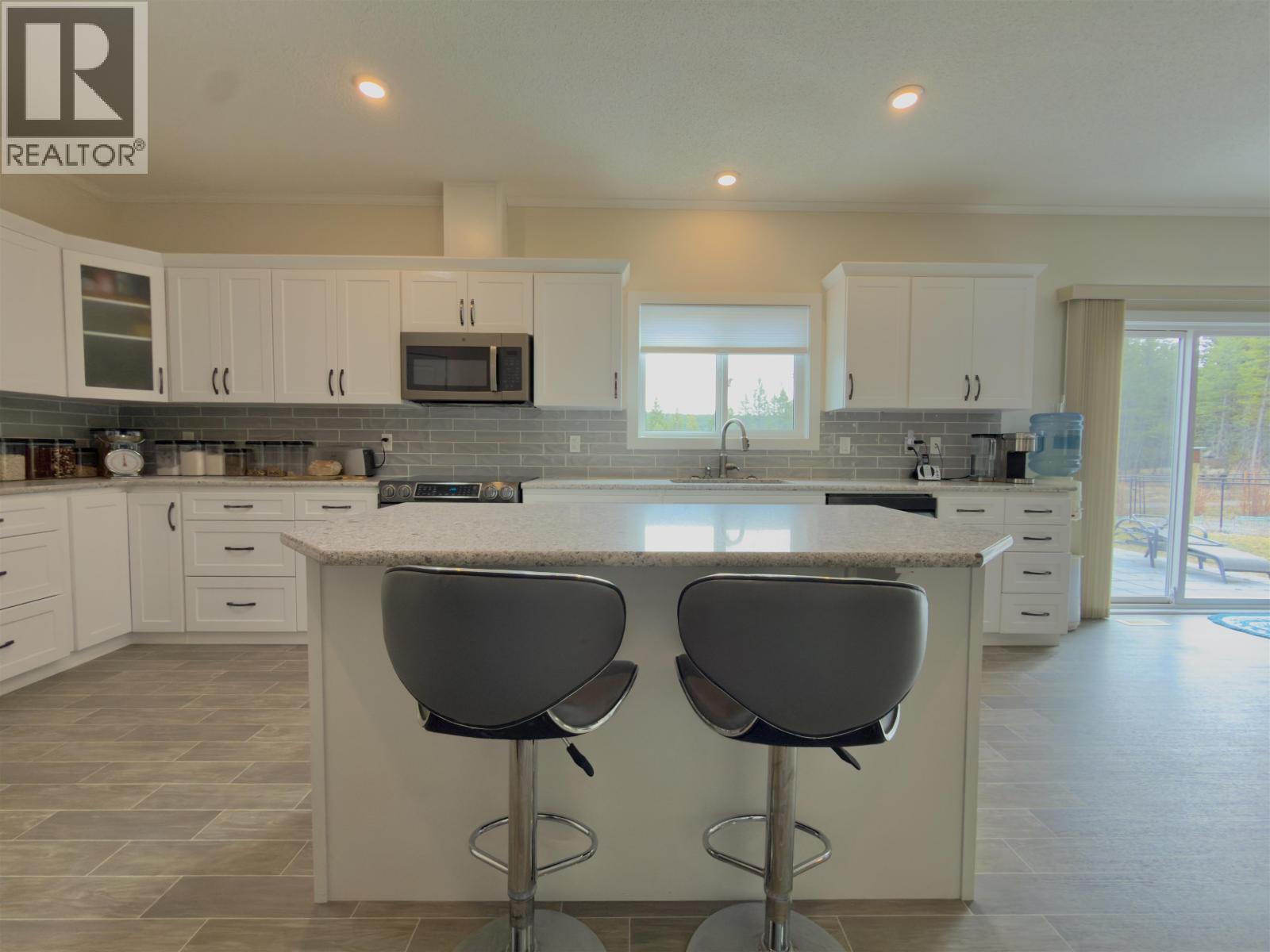 2645 MISTY CRESCENT - 25