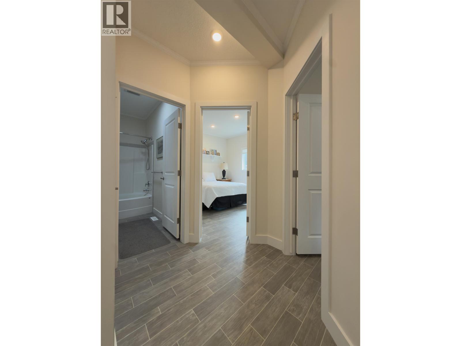 2645 MISTY CRESCENT - 34