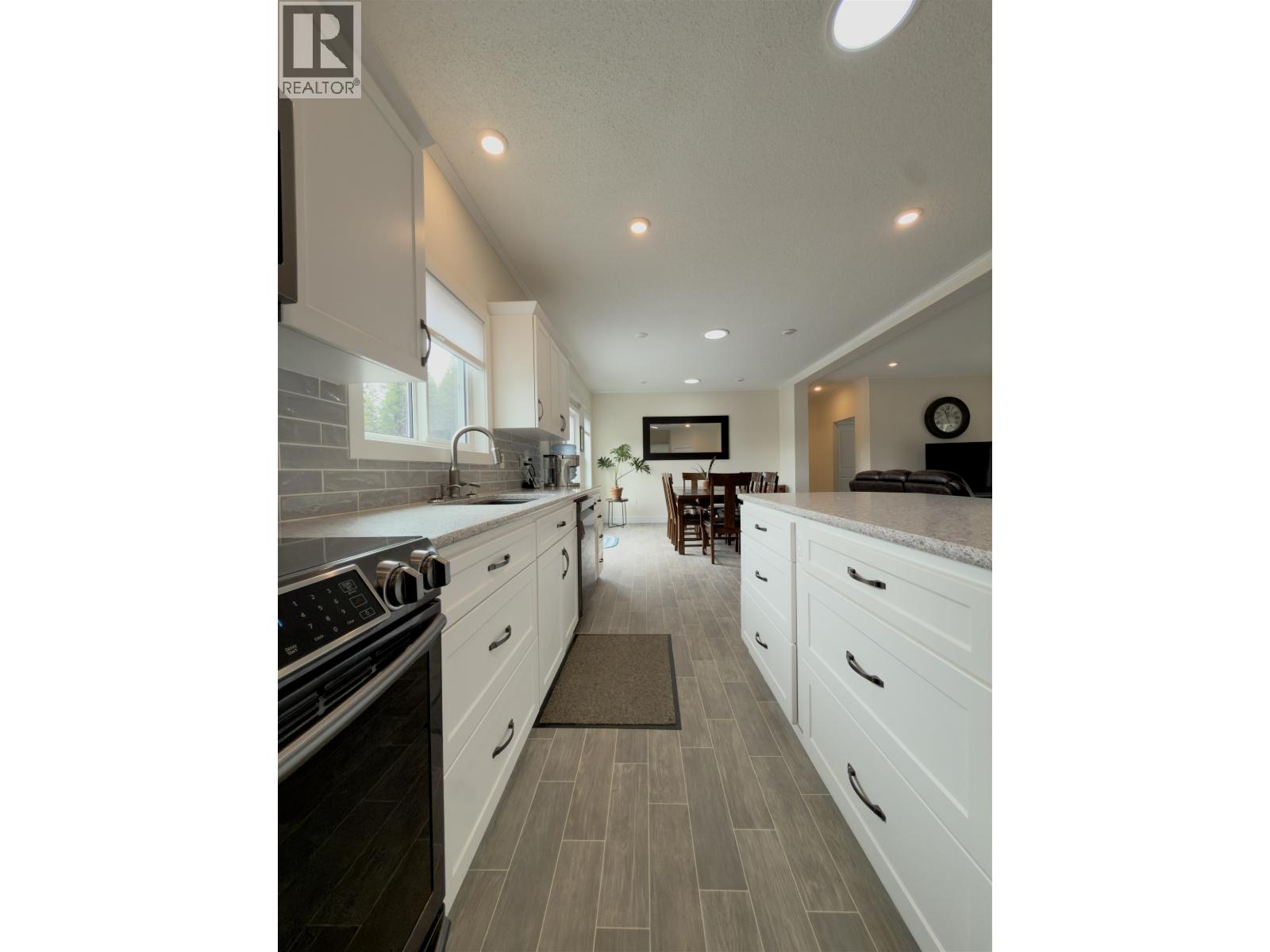 2645 MISTY CRESCENT - 28