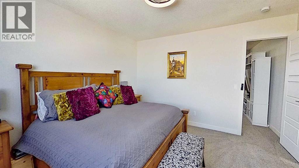 163 Sundown Crescent, Cochrane