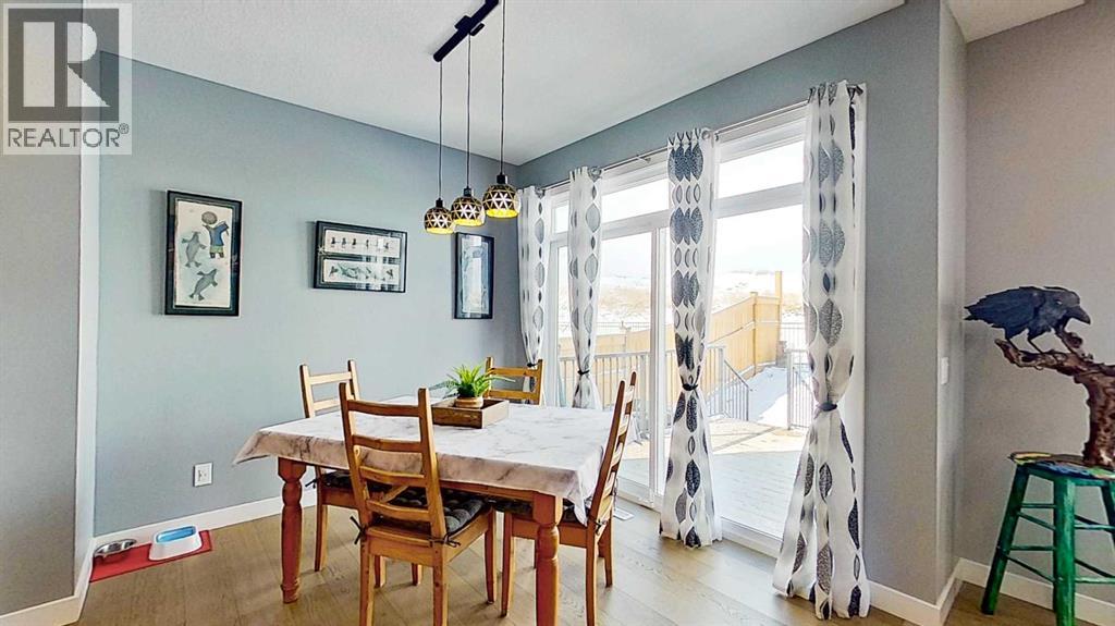 163 Sundown Crescent, Cochrane