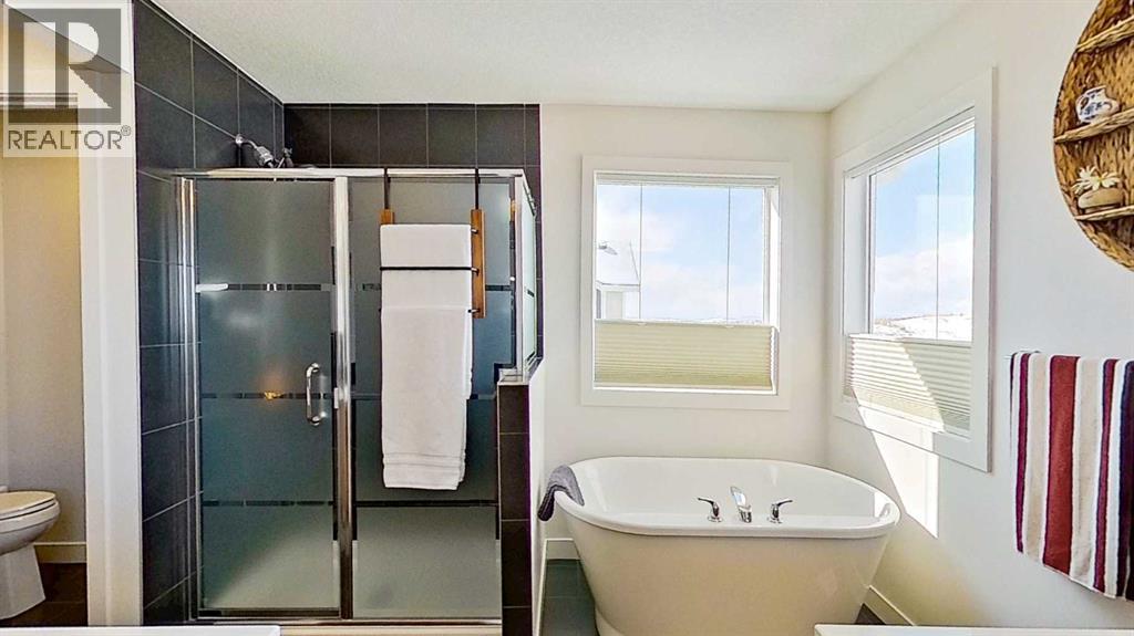 163 Sundown Crescent, Cochrane