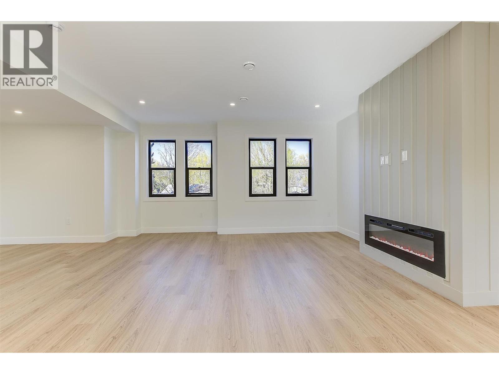 3590 Redecopp Road Unit# 3, Lake Country