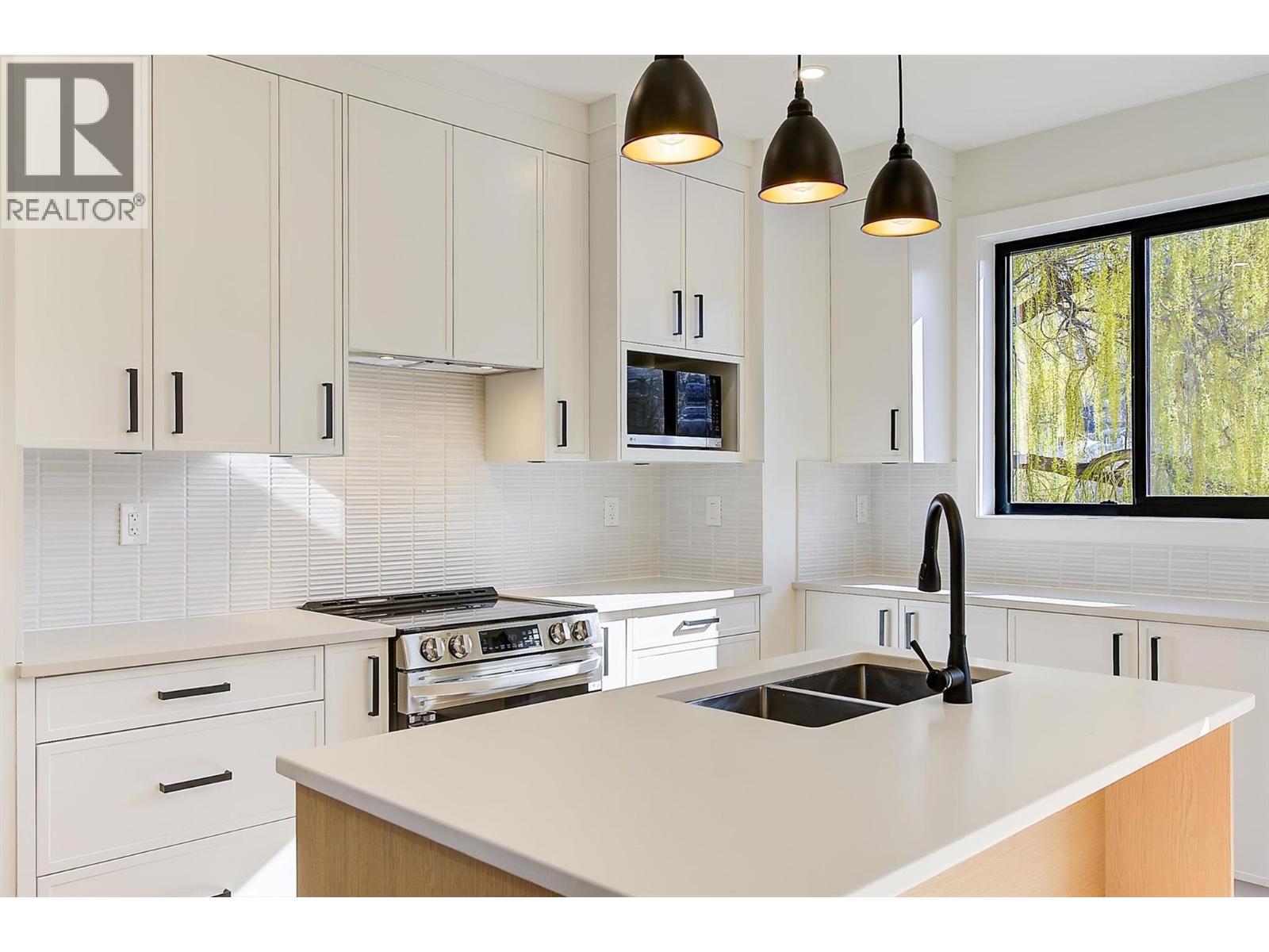 3590 Redecopp Road Unit# 3, Lake Country