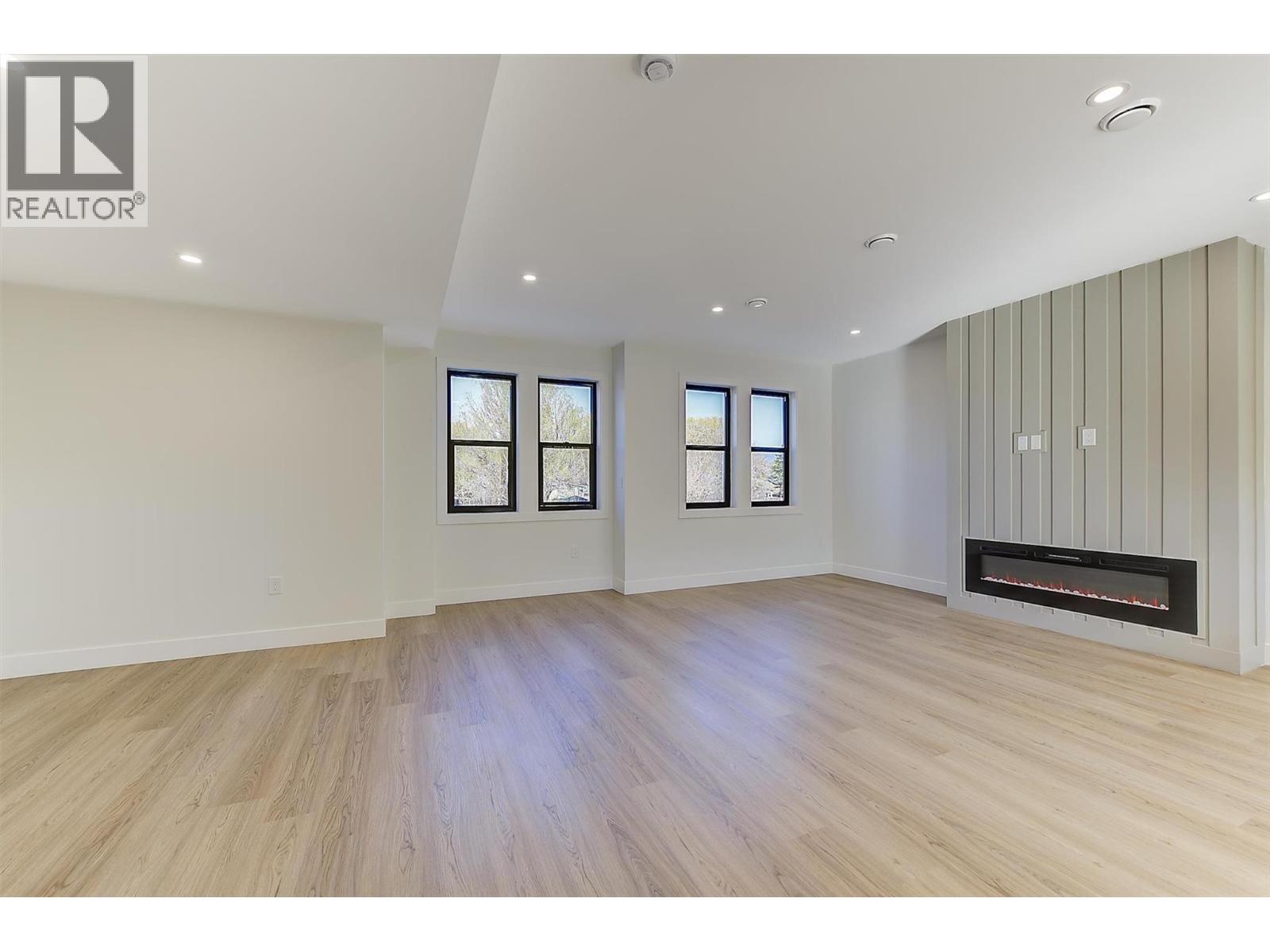 3590 Redecopp Road Unit# 3, Lake Country