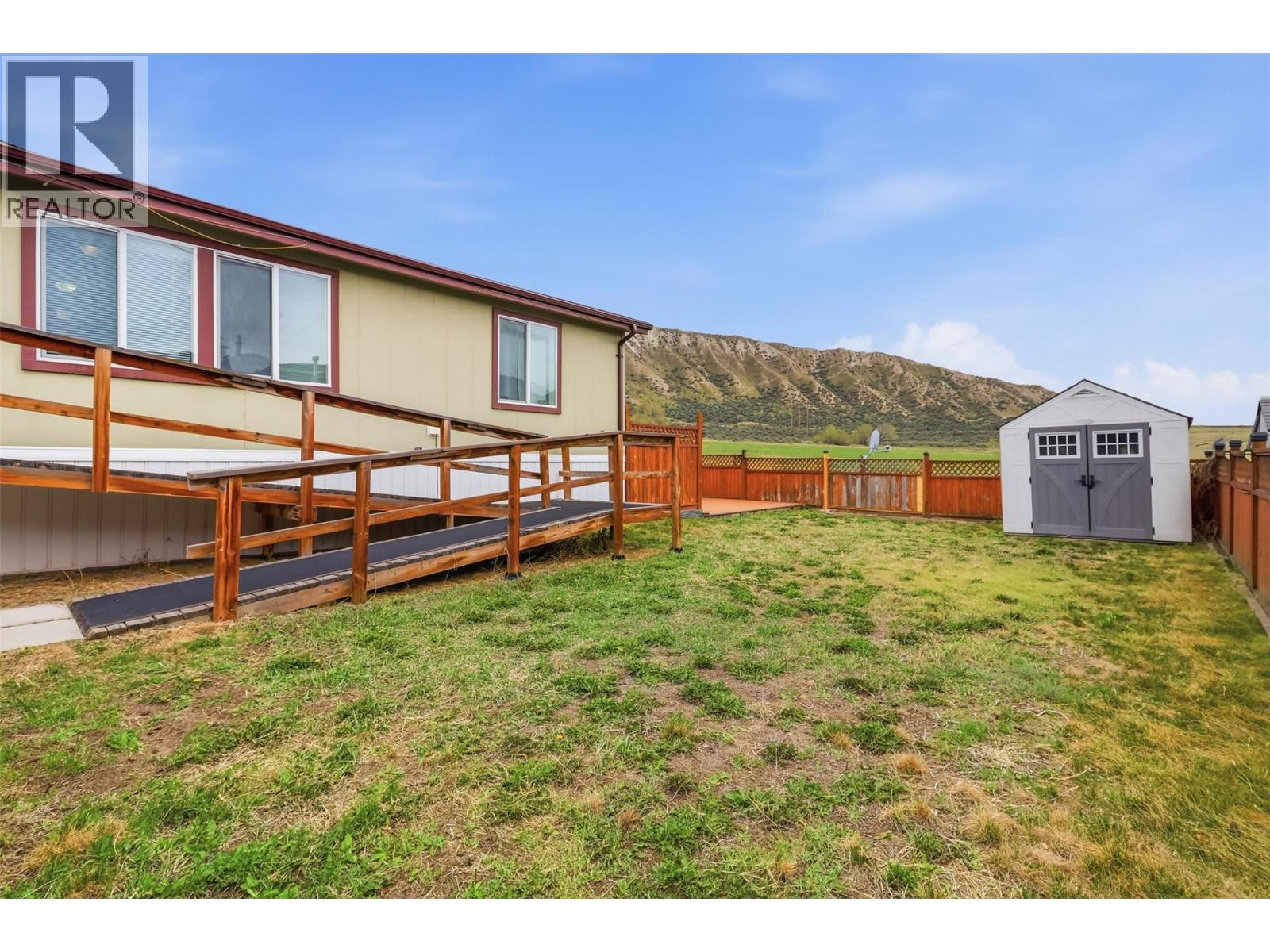 #9 712 SHUSWAP ROAD E - 12