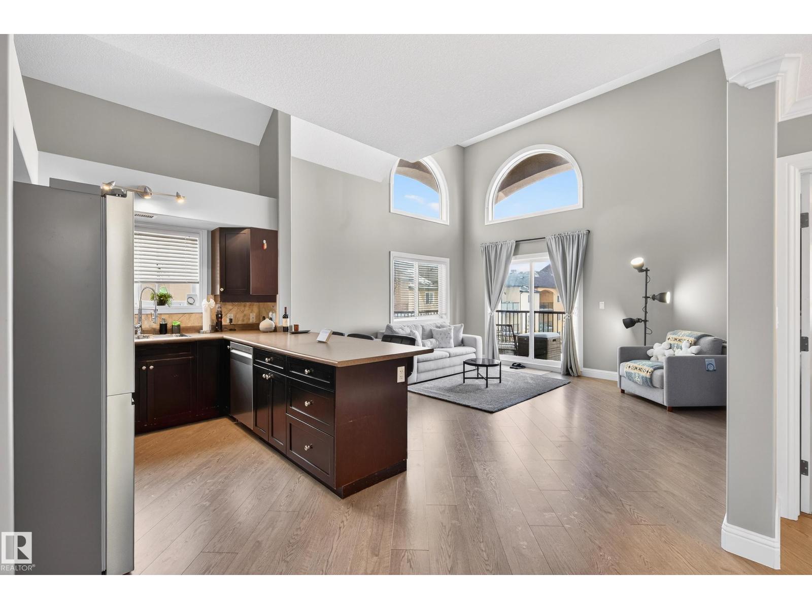 #404 14608 125 ST NW - 8