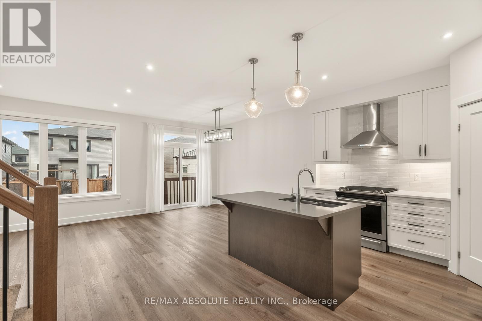 8 TABER STREET - 6