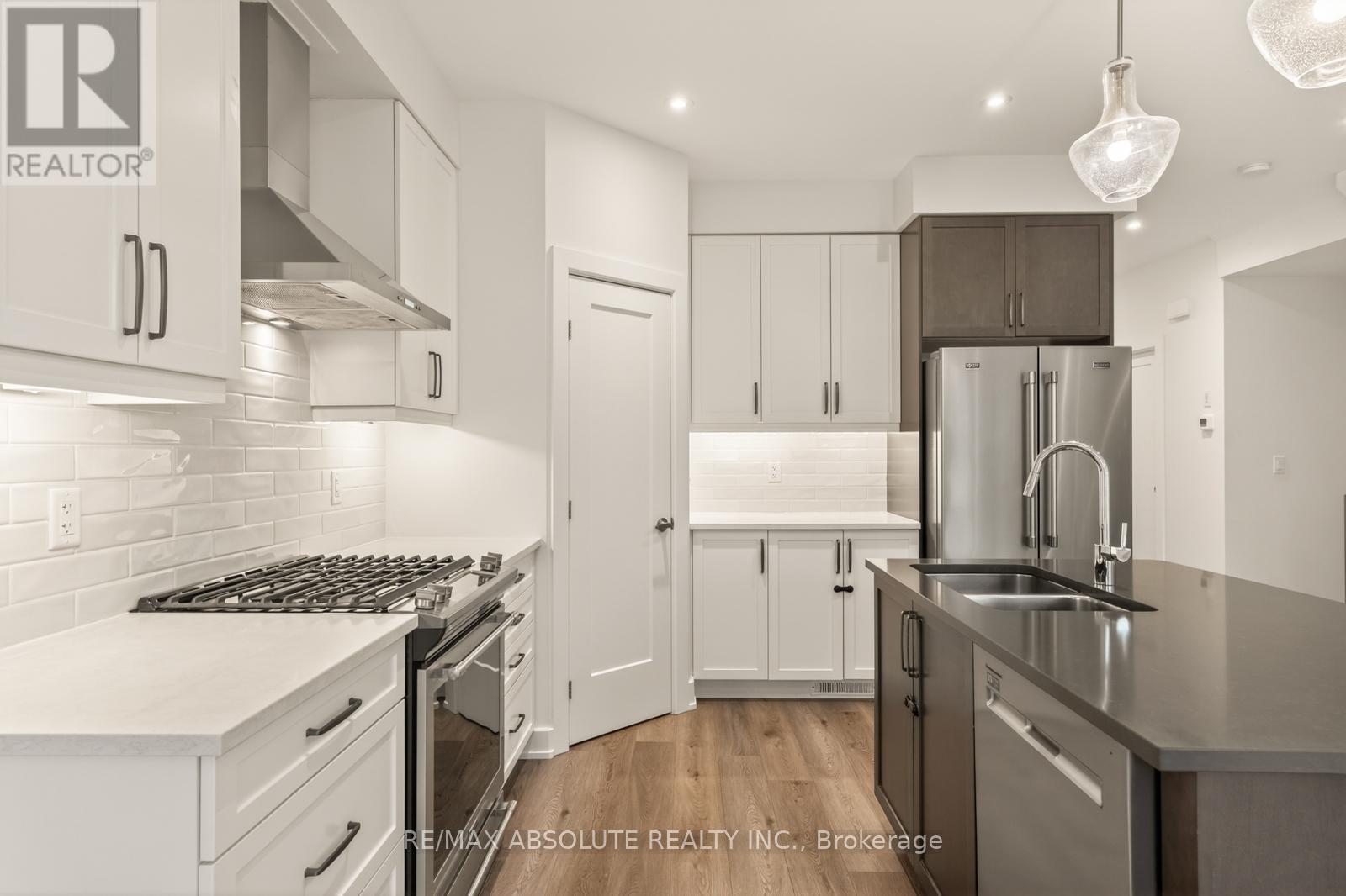 8 TABER STREET - 8