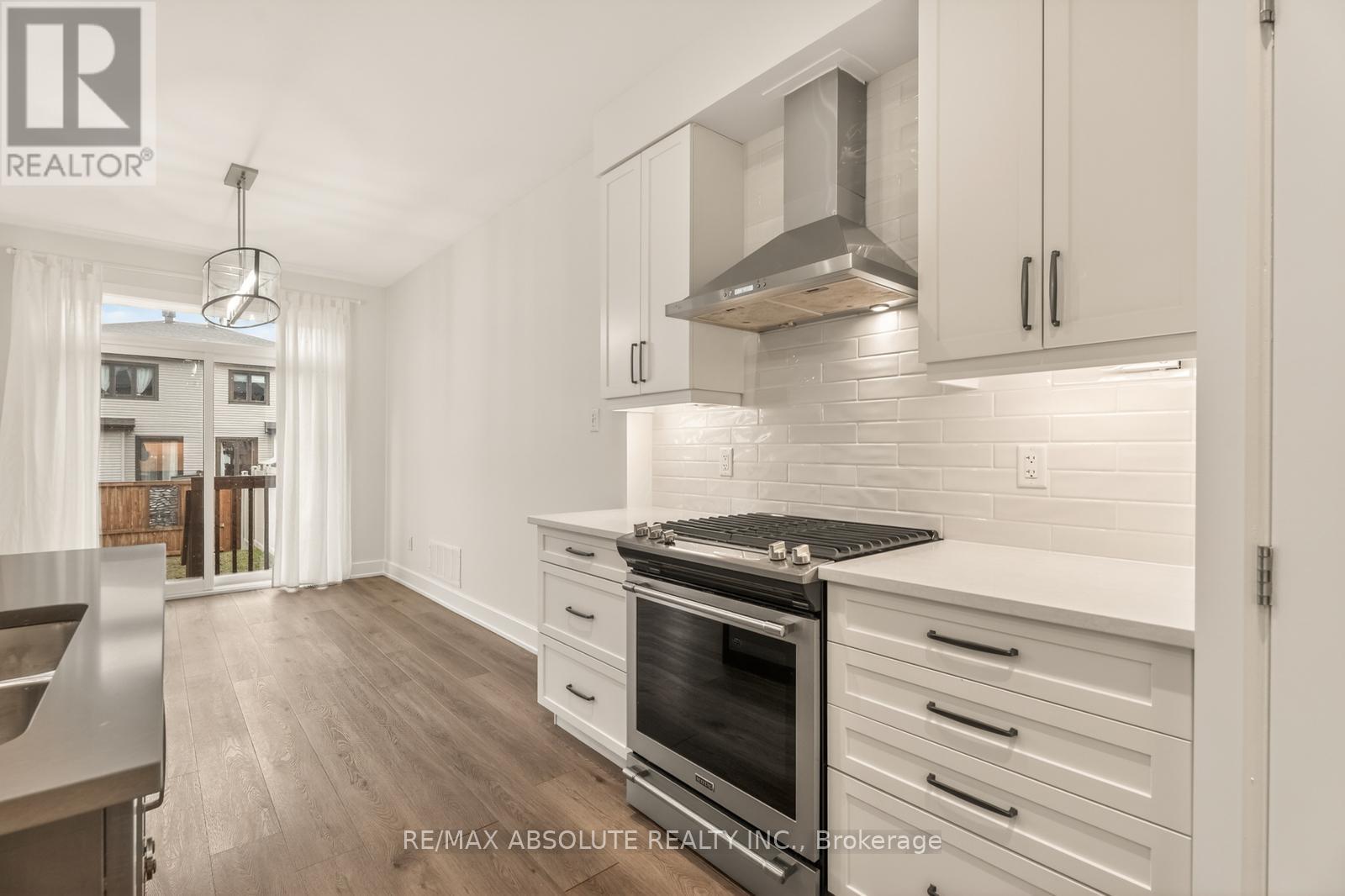 8 TABER STREET - 9