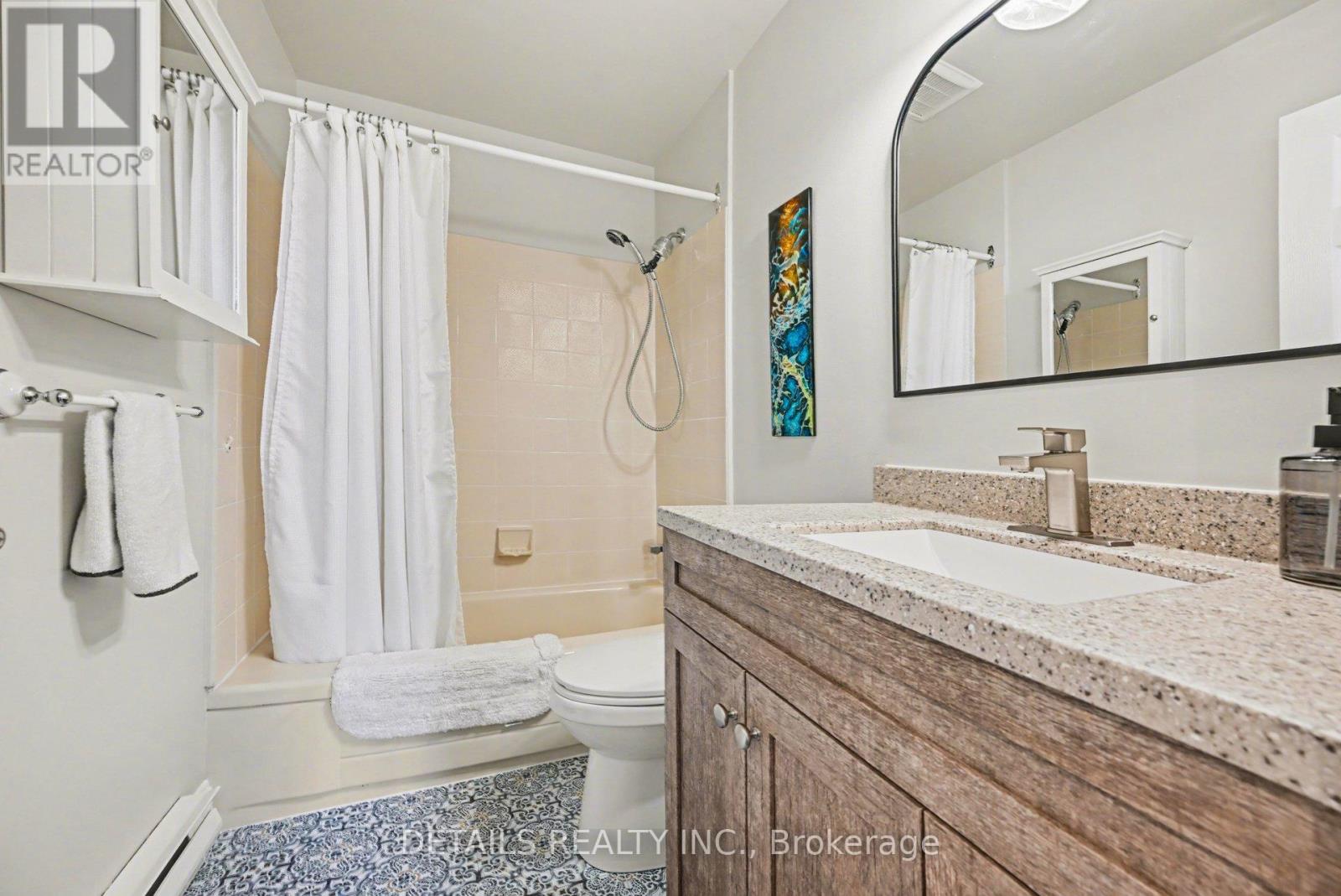 #311 1 ROSAMOND STREET E - 15