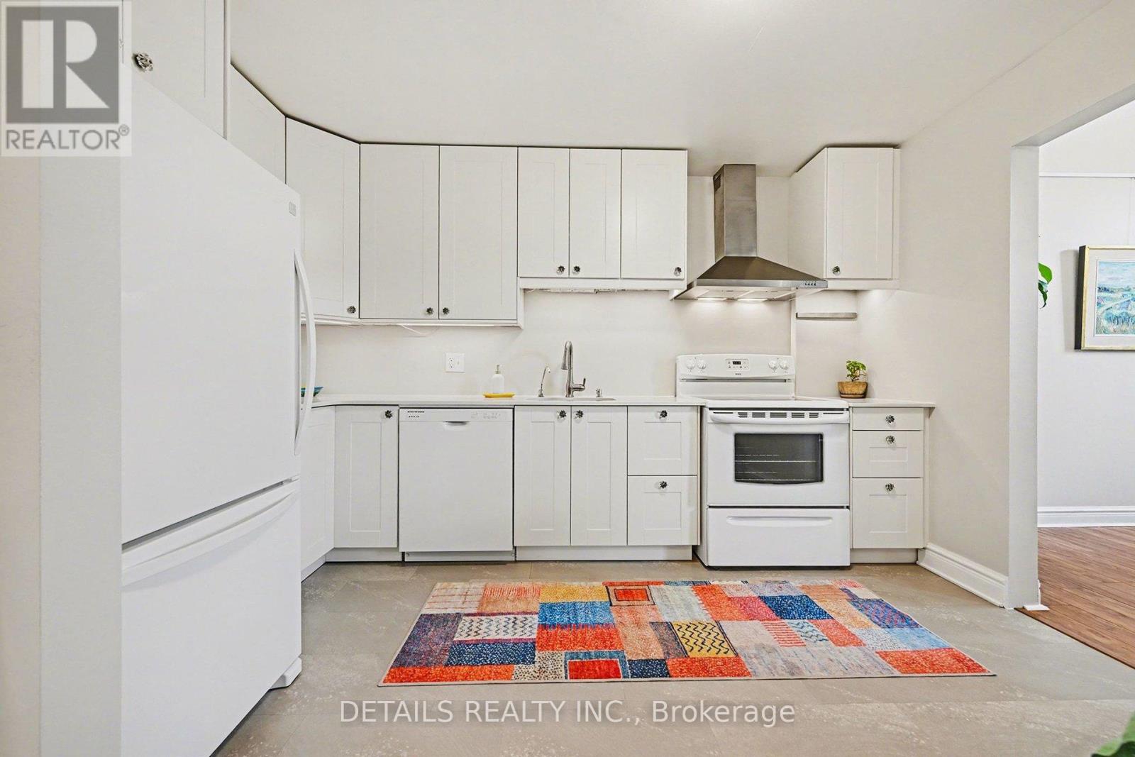 #311 1 ROSAMOND STREET E - 6