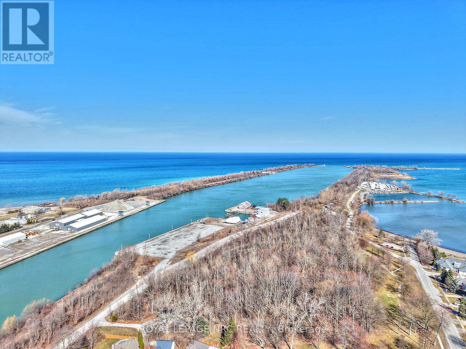 12 BRIGANTINE COURT - 41