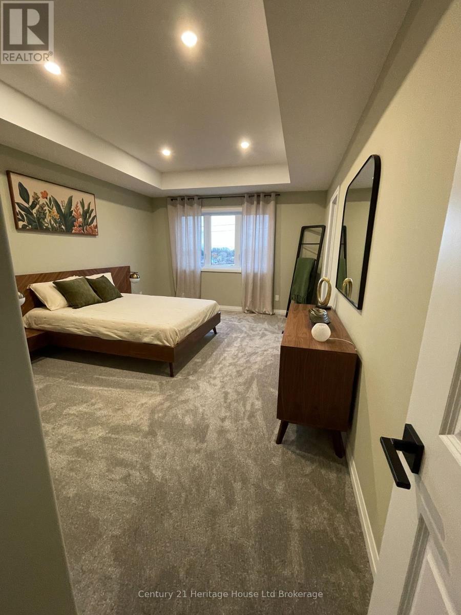 339 ANDERSON STREET - 6