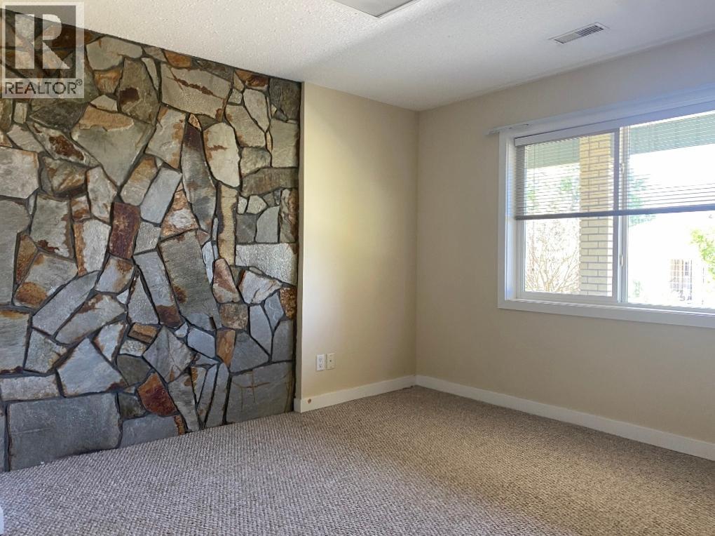 7437 VALLEY HEIGHTS DRIVE - 36