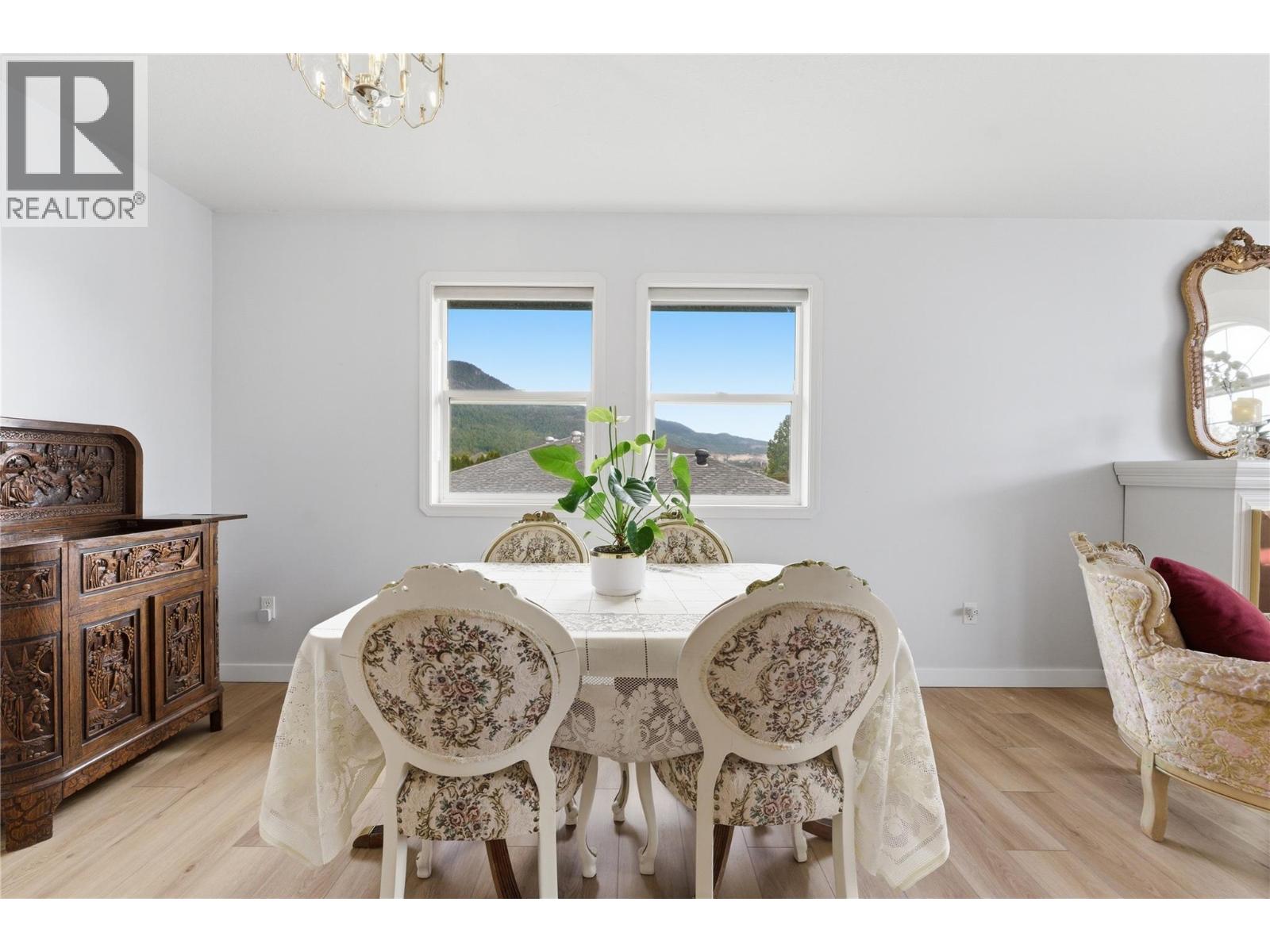 2160 OKANAGAN STREET - 10