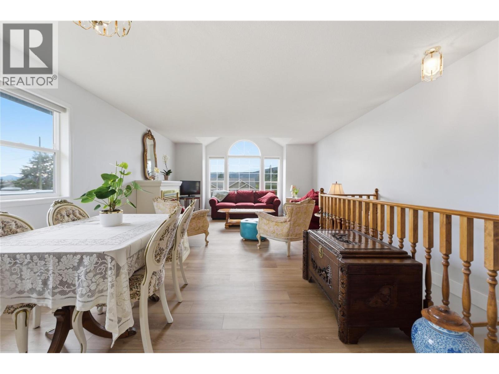 2160 OKANAGAN STREET - 9