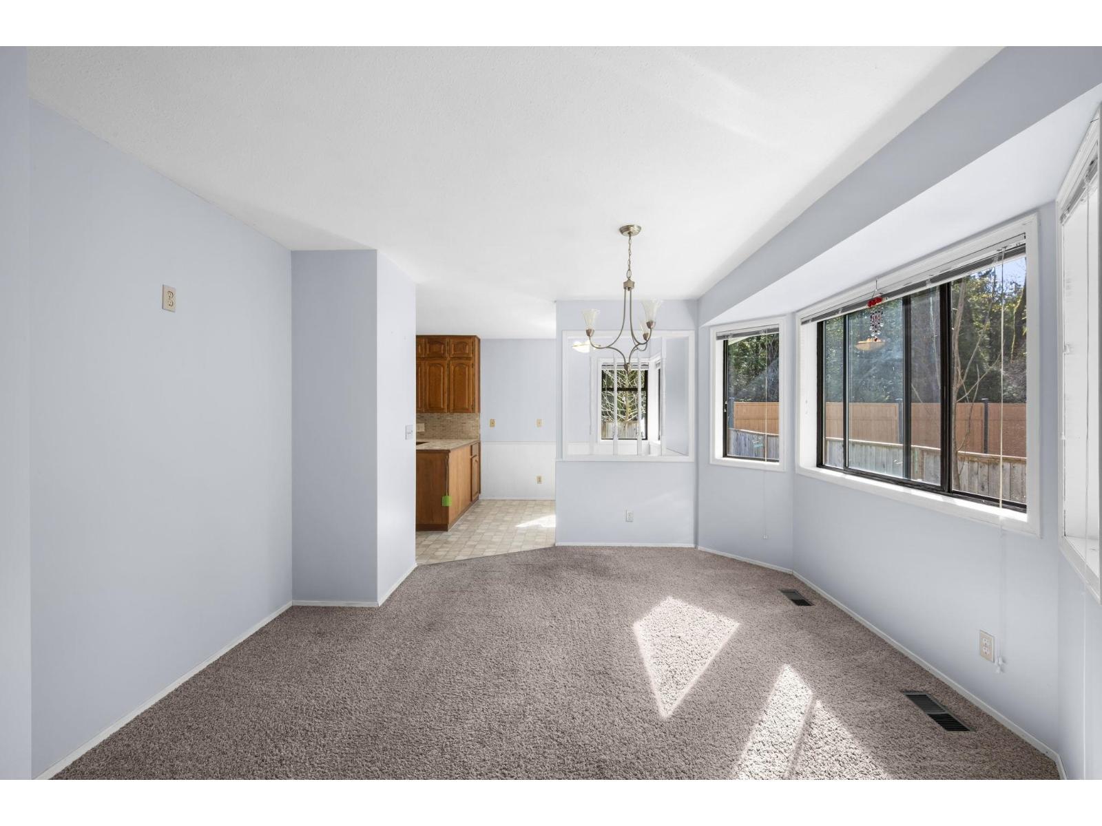 831 MYNG CRESCENT, Harrison Hot Springs, Harrison Hot Springs