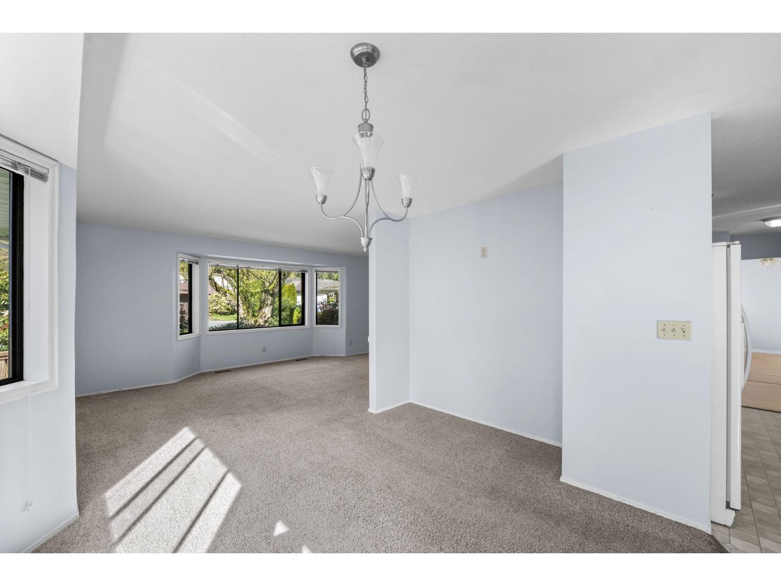 831 MYNG CRESCENT, Harrison Hot Springs, Harrison Hot Springs