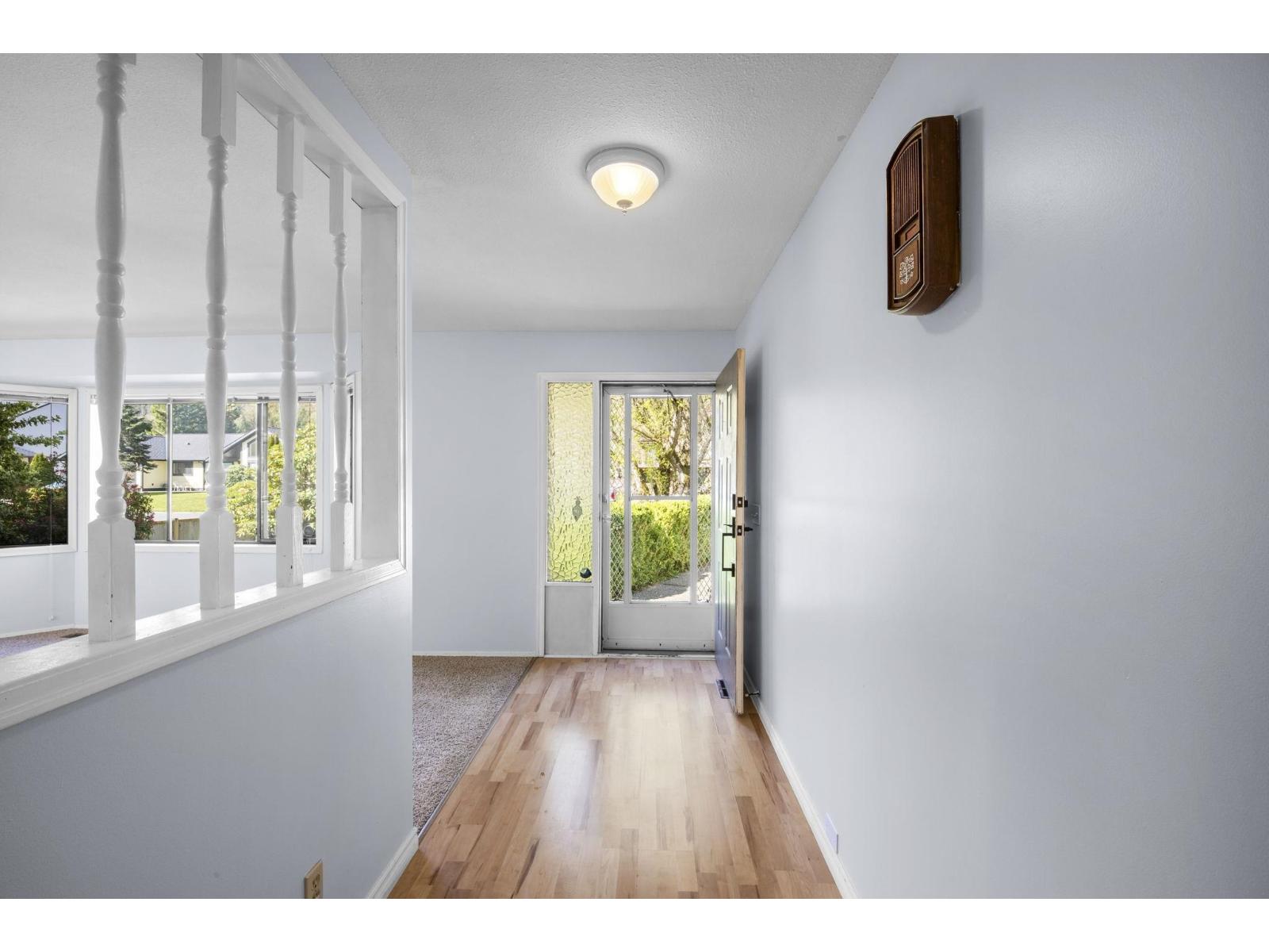 831 MYNG CRESCENT, Harrison Hot Springs, Harrison Hot Springs