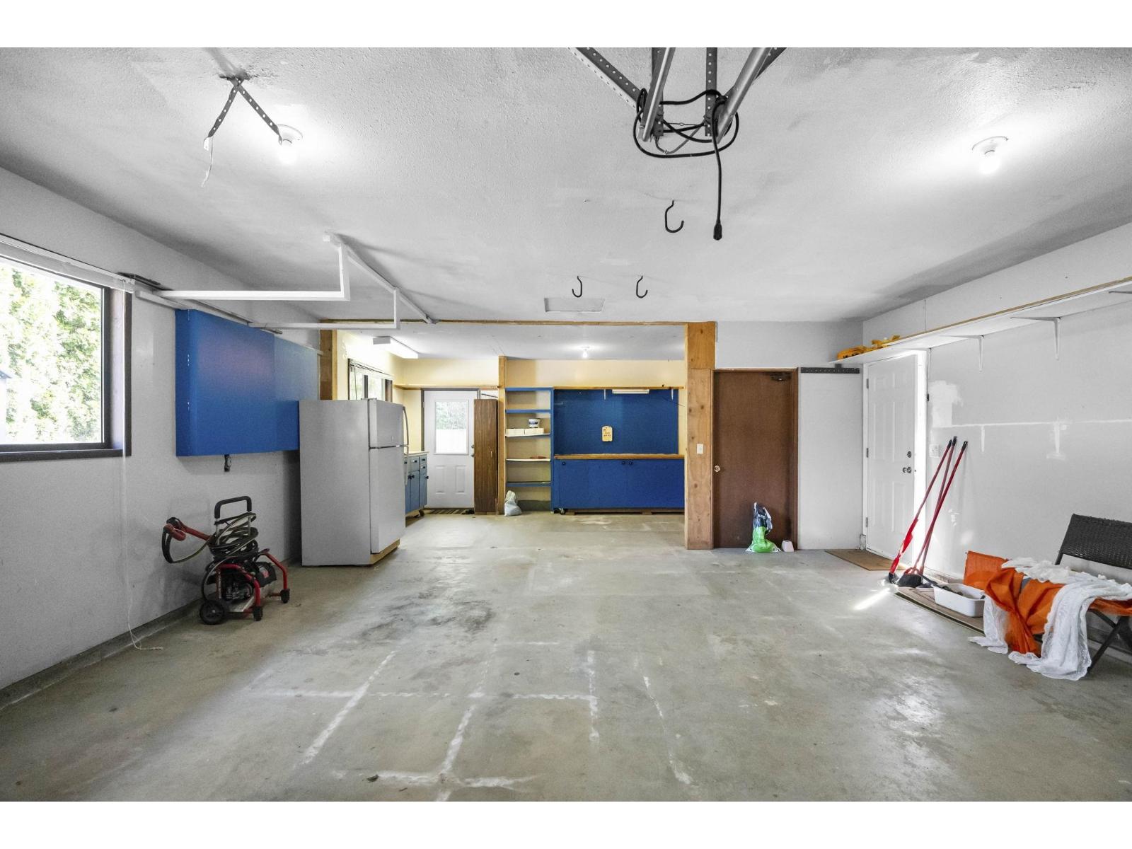 831 MYNG CRESCENT, Harrison Hot Springs, Harrison Hot Springs