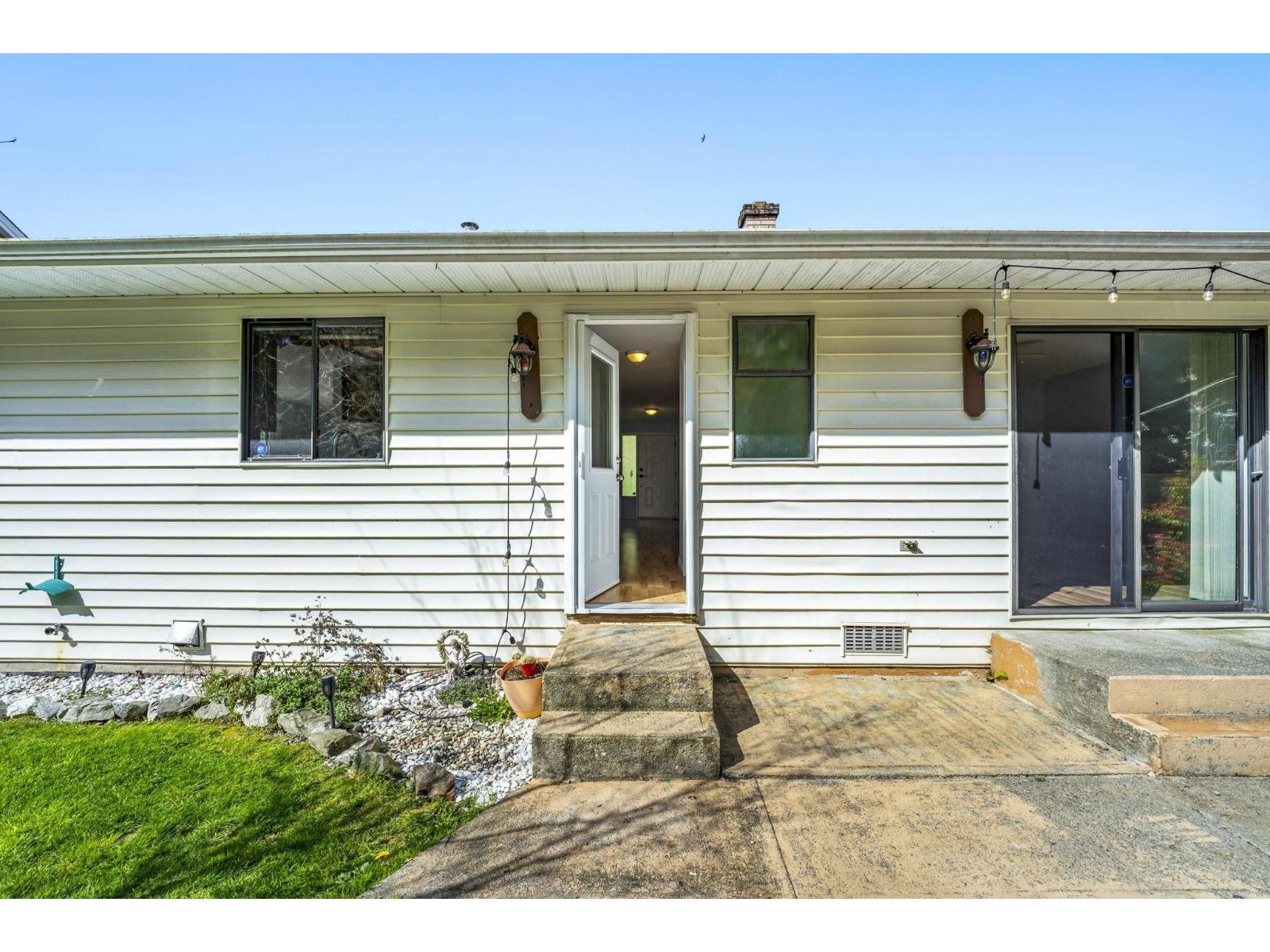 831 MYNG CRESCENT, Harrison Hot Springs, Harrison Hot Springs