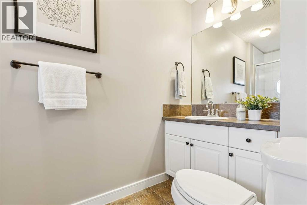 Single Family House 4 Level for Sale in  Candle Terrace SW Canyon Meadows Calgary 