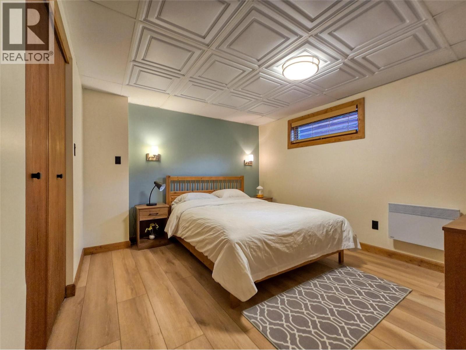 5352 DUTCH CREEK ROAD - 55