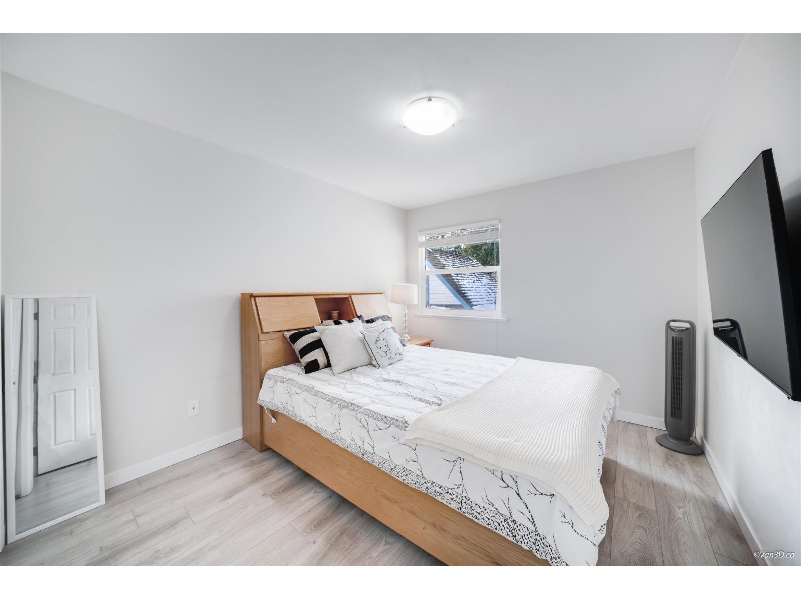 1911 140A STREET, Surrey