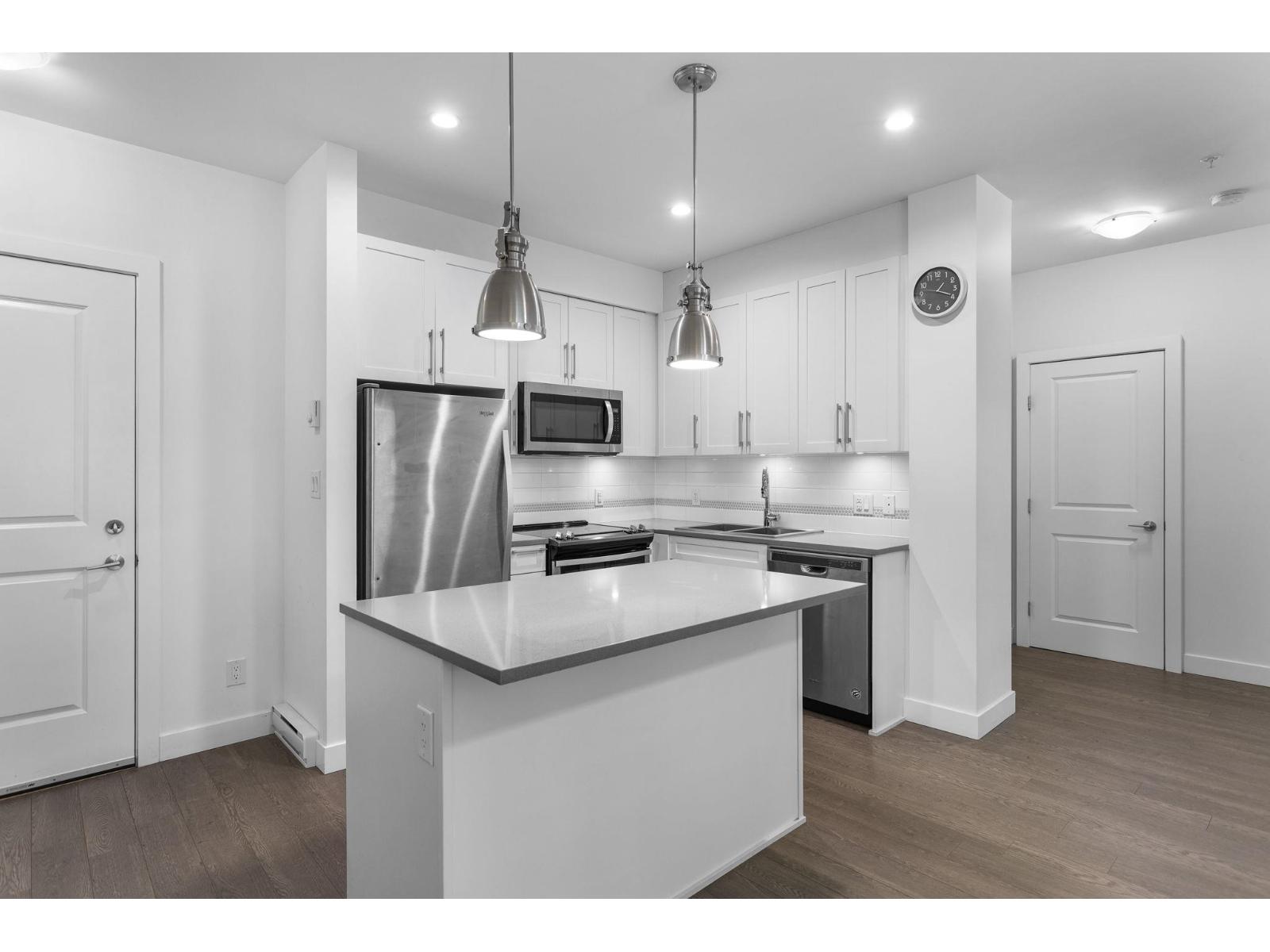 #304-8360 DELSOM Way, Delta