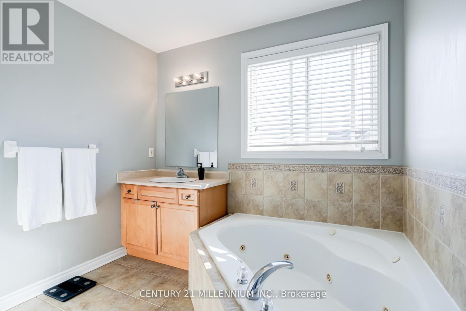 42 FRASSON DRIVE - 28