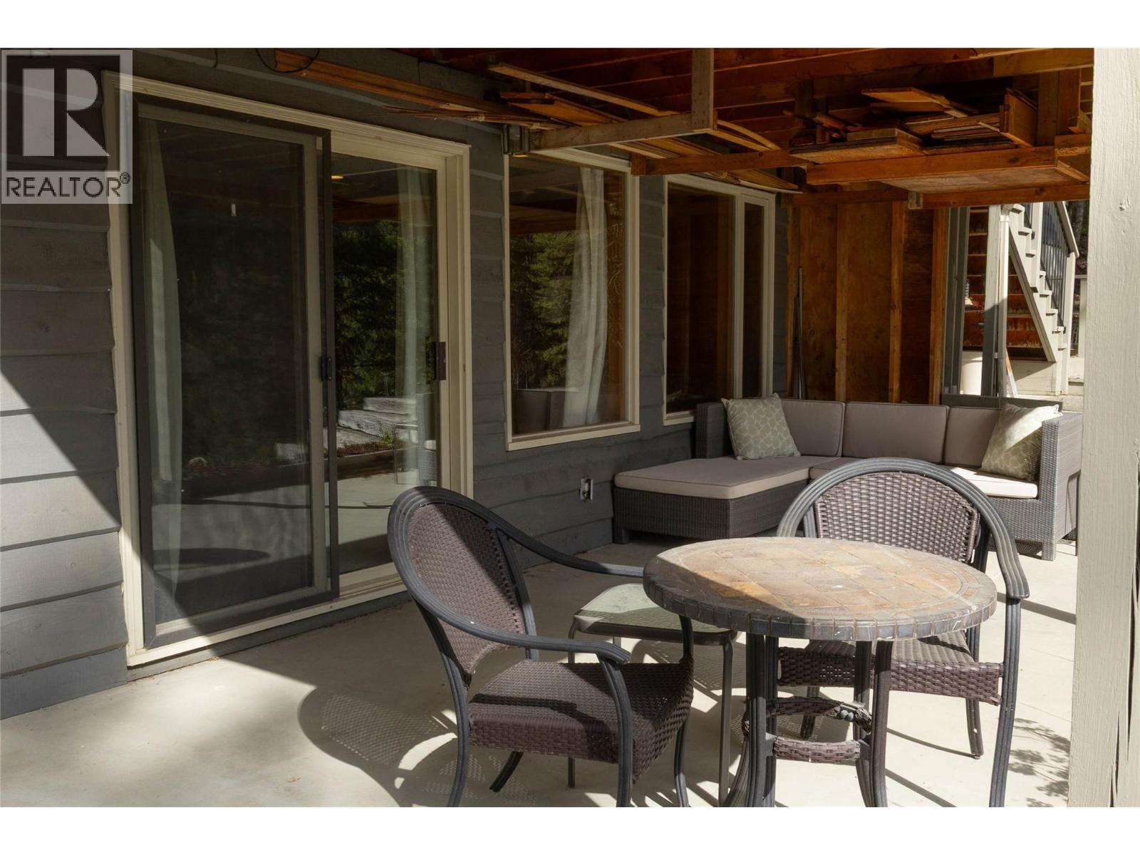 1920 LAKEVIEW DRIVE - 34