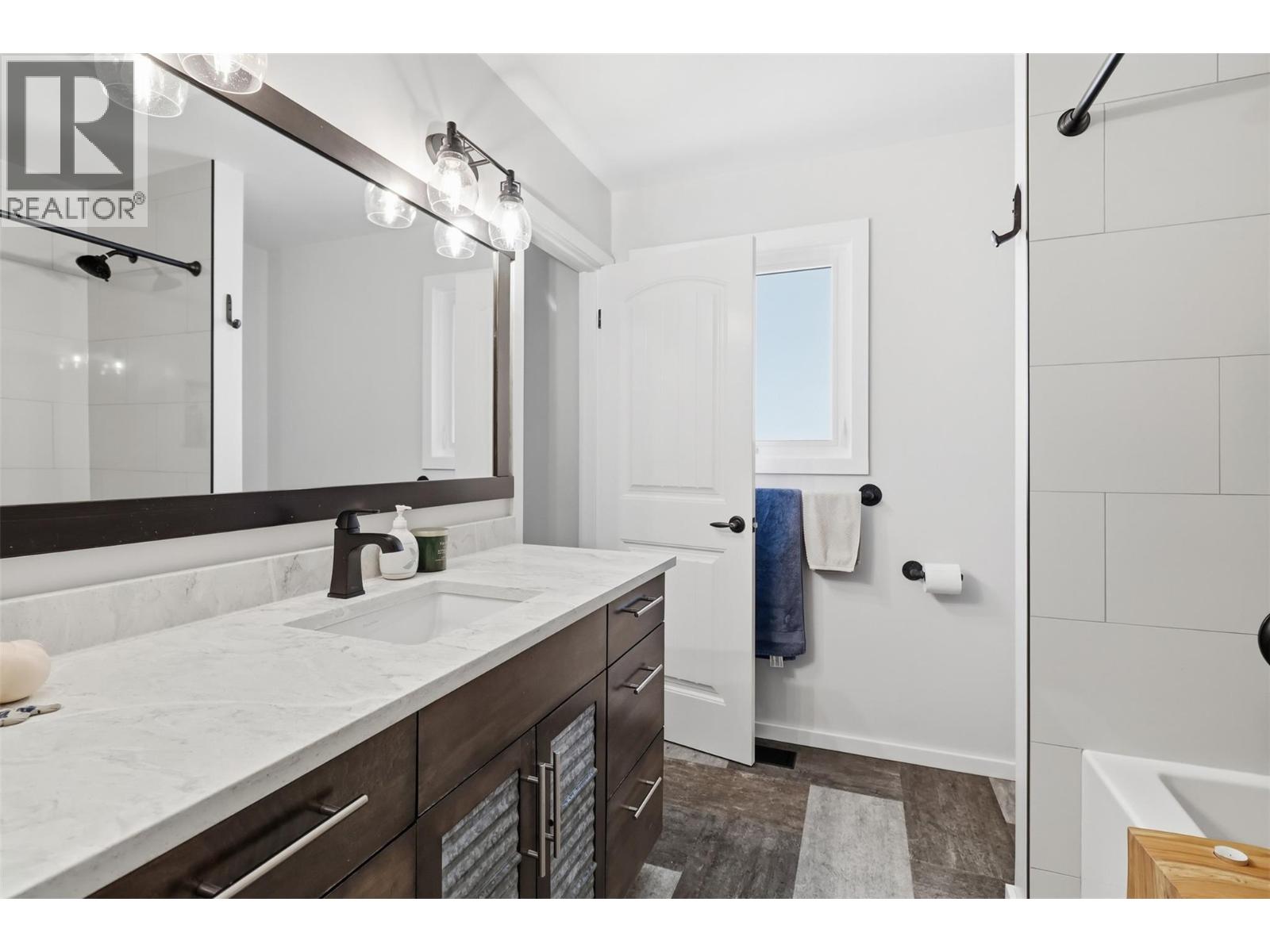 1893 WESTSYDE ROAD - 20