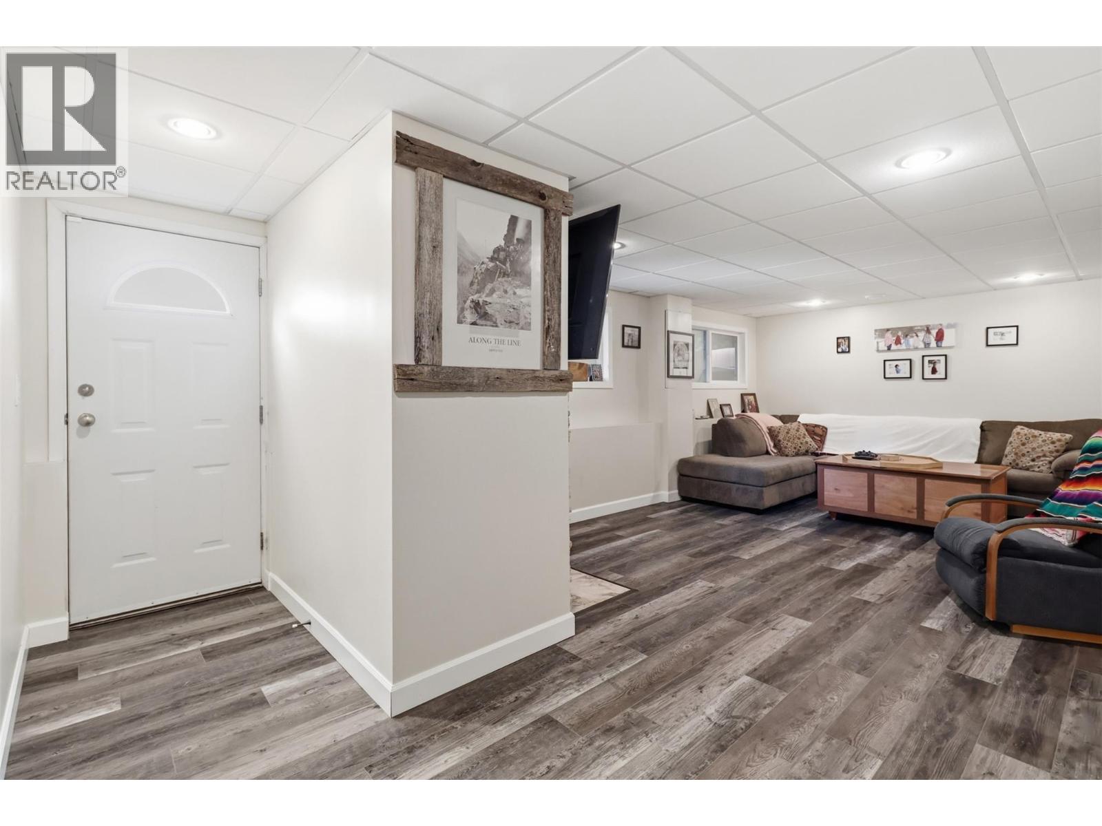 1893 WESTSYDE ROAD - 24