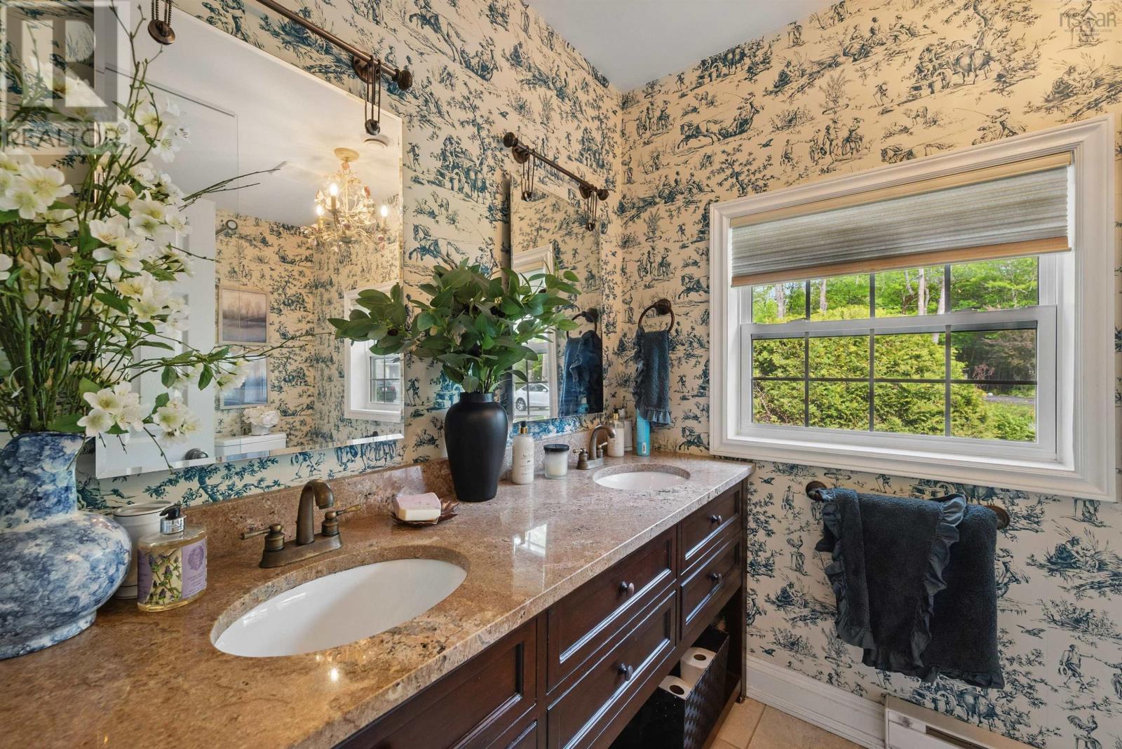 Property 25 of 49 of 22 Parkview Drive