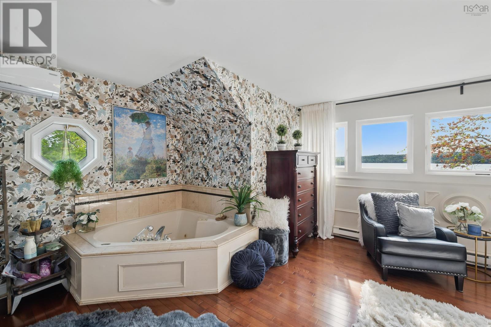 Property 29 of 49 of 22 Parkview Drive