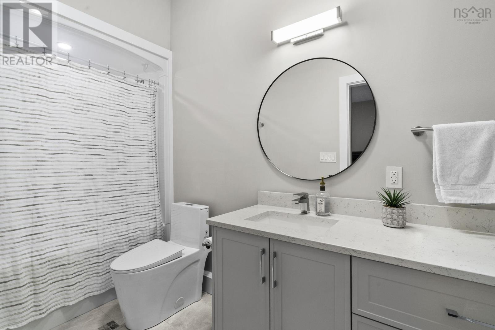 Property 39 of 51 of 90 Bradford Place