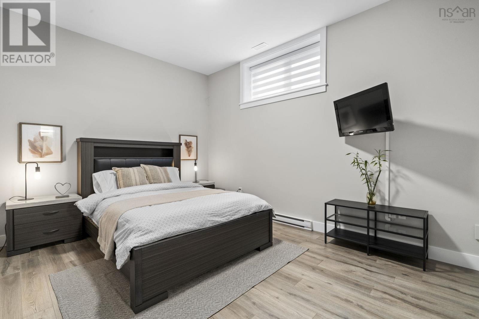 Property 38 of 51 of 90 Bradford Place