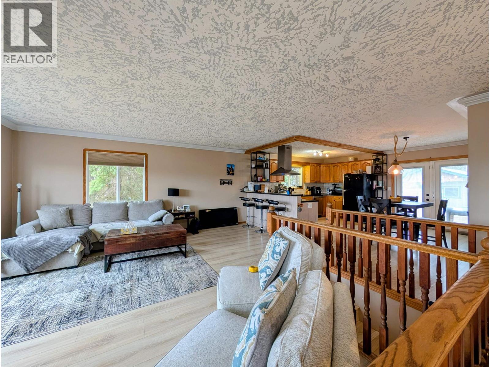 1475 CHESTNUT Street, Telkwa