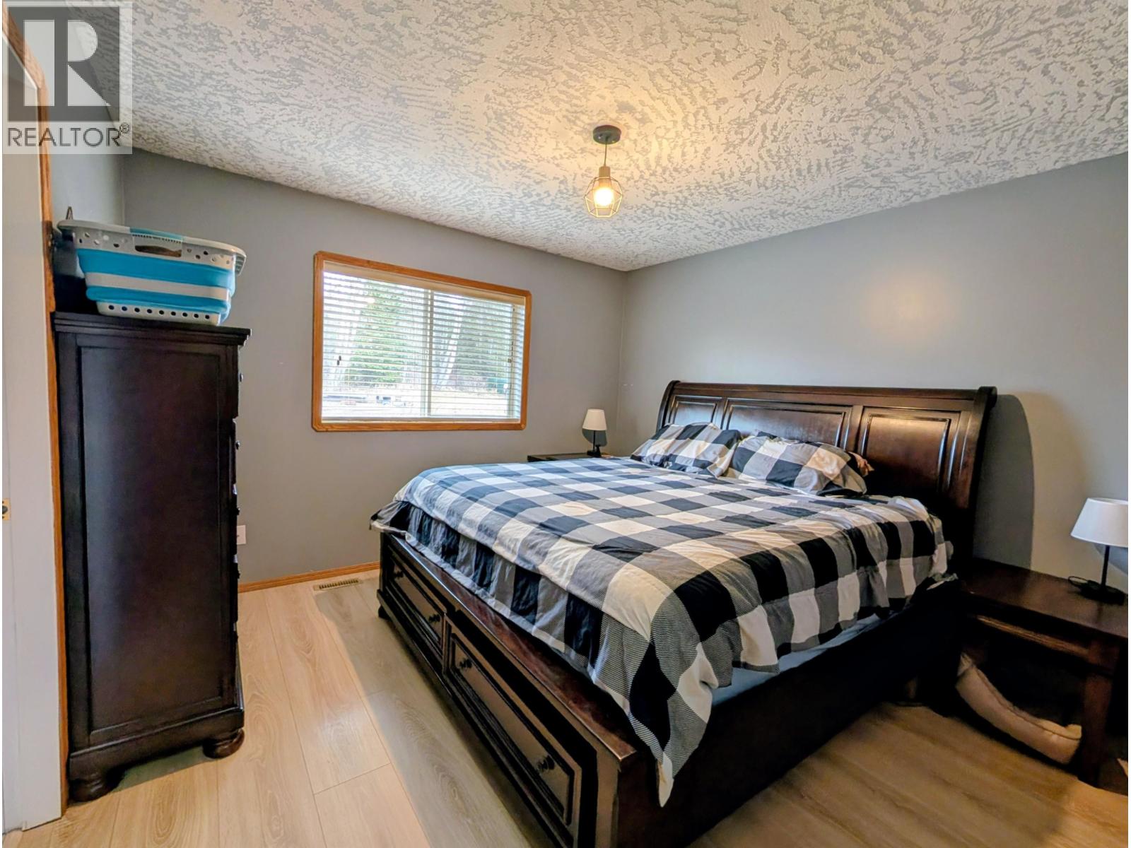 1475 CHESTNUT Street, Telkwa