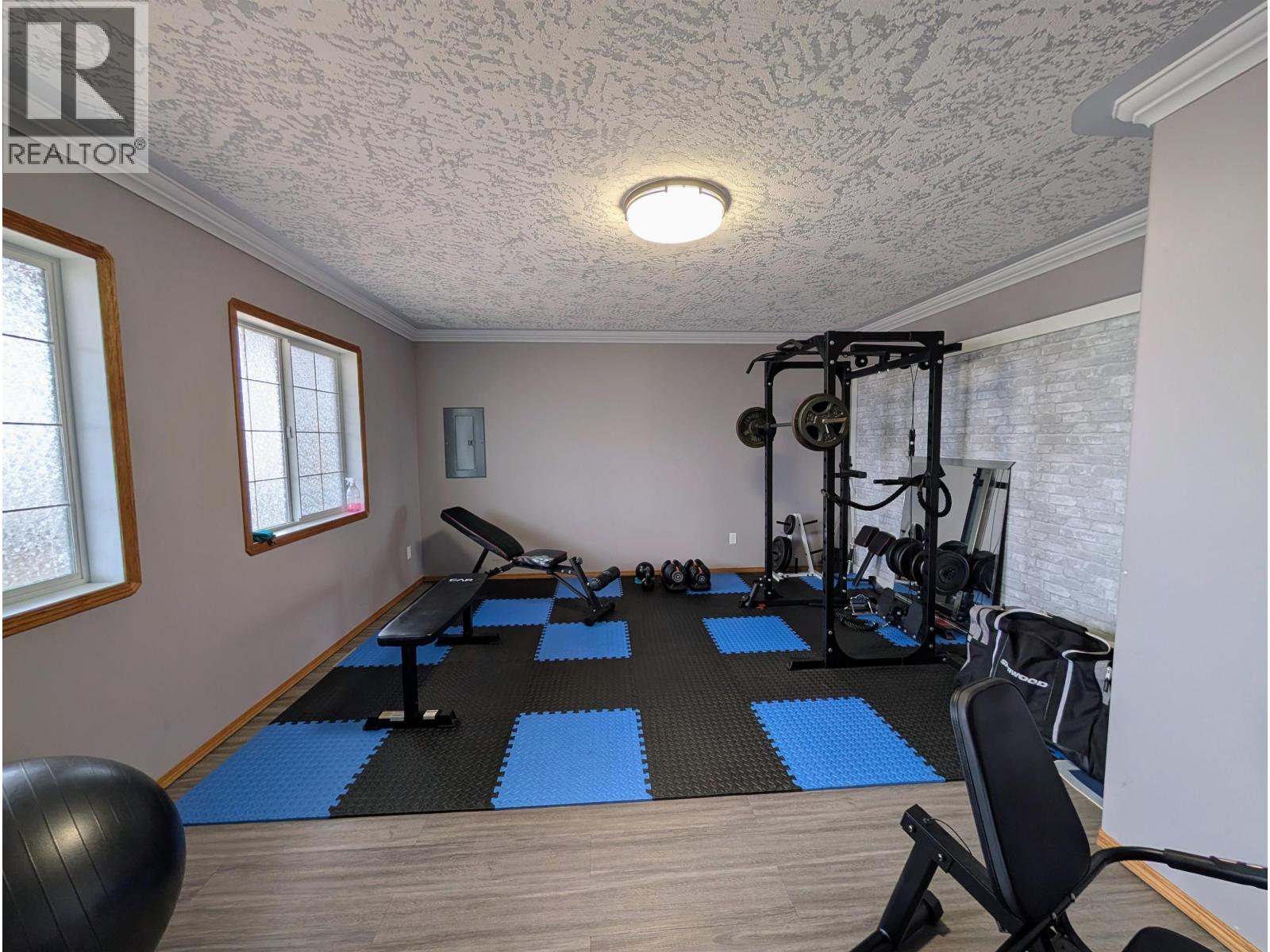 1475 CHESTNUT Street, Telkwa