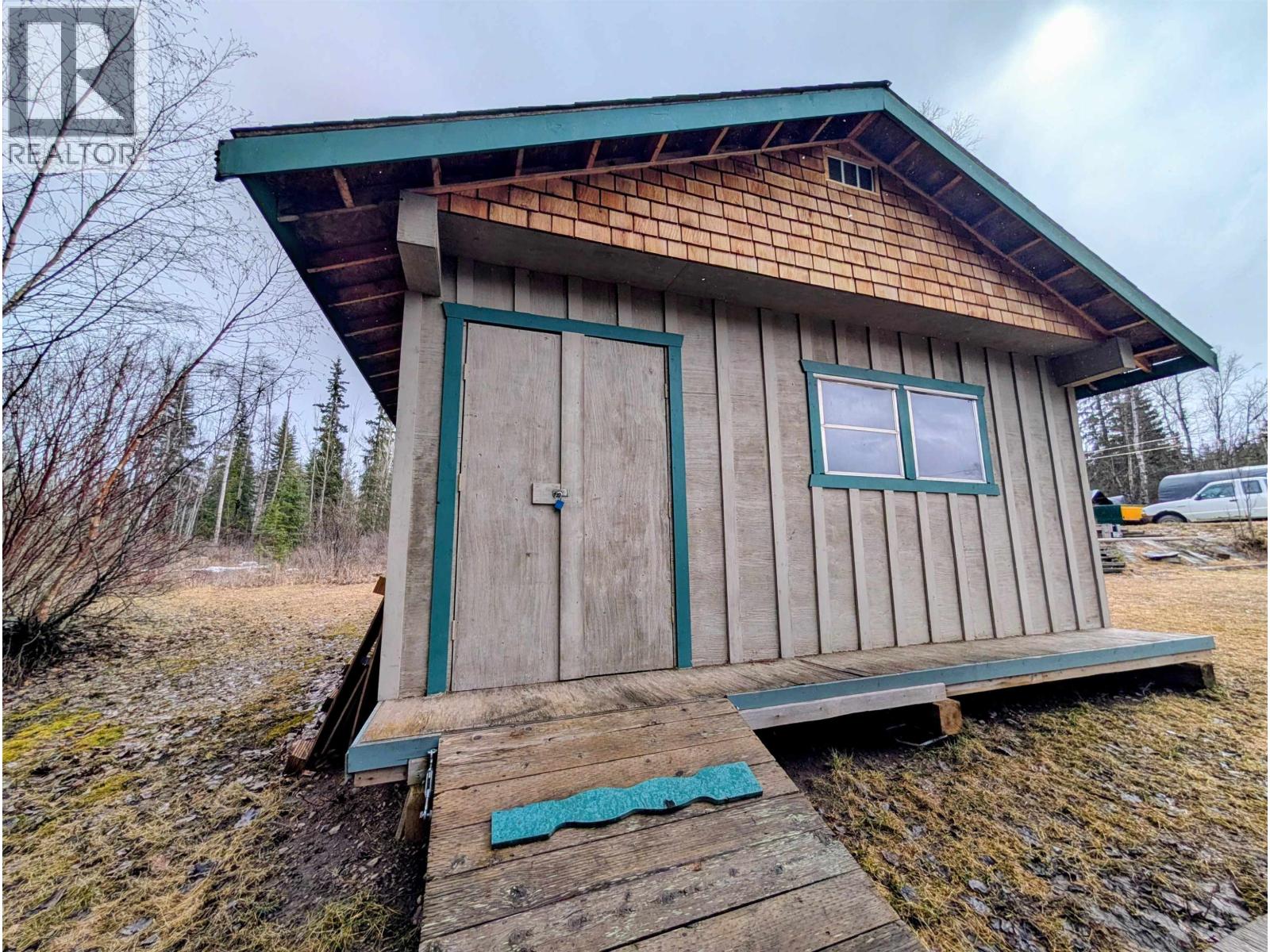 1475 CHESTNUT Street, Telkwa