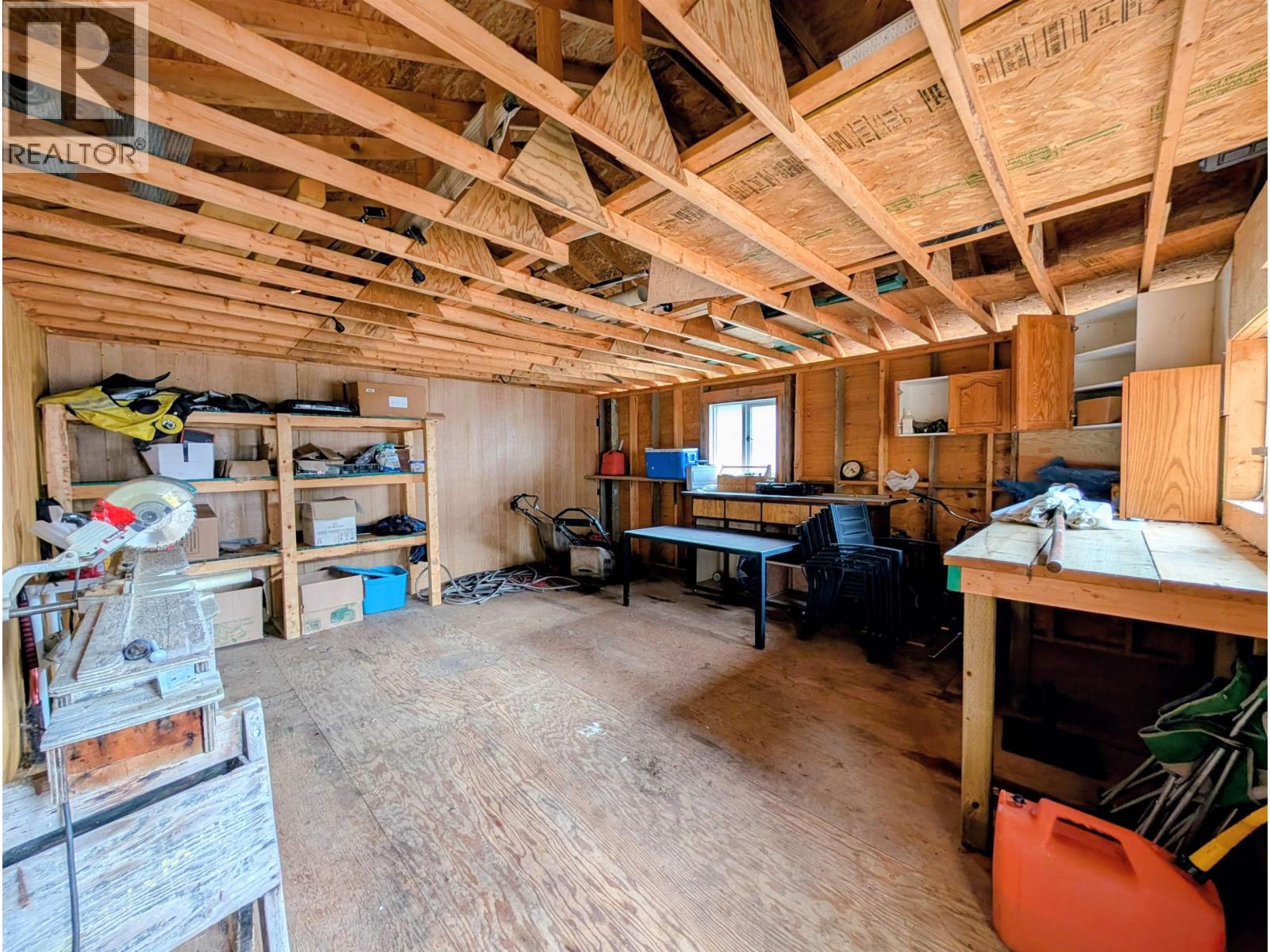 1475 CHESTNUT Street, Telkwa