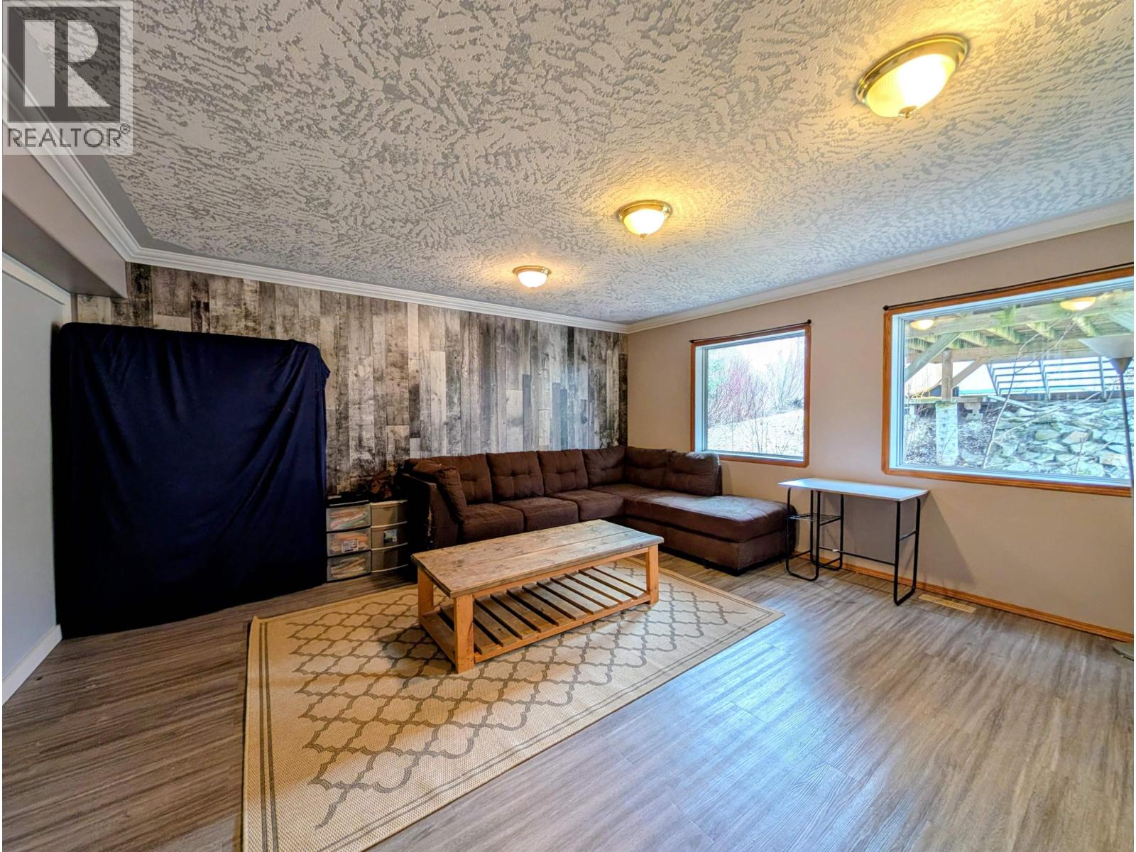 1475 CHESTNUT Street, Telkwa