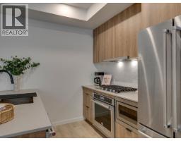 8 533 E 3rd Street, North Vancouver, BC V7L1G4 Photo 9