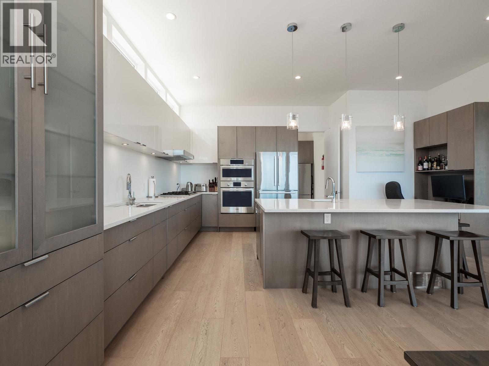 1209-1213 ST. ANDREWS ROAD — photo 14