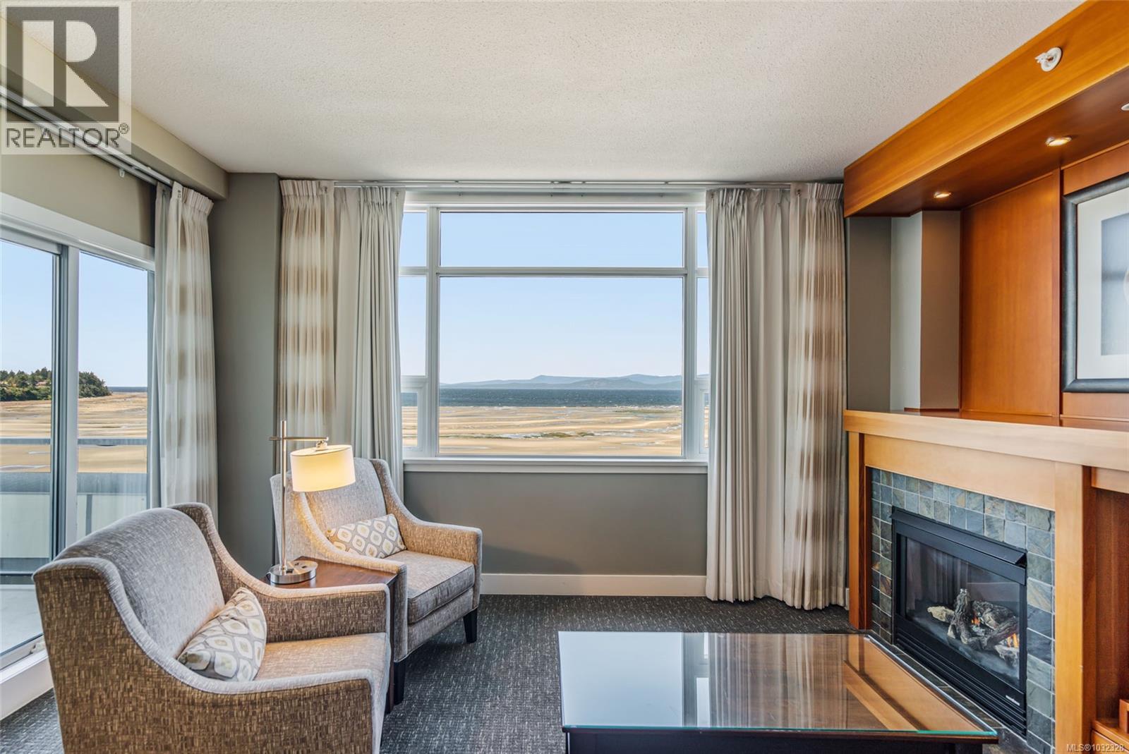 #801/802B 181 BEACHSIDE DR - 4