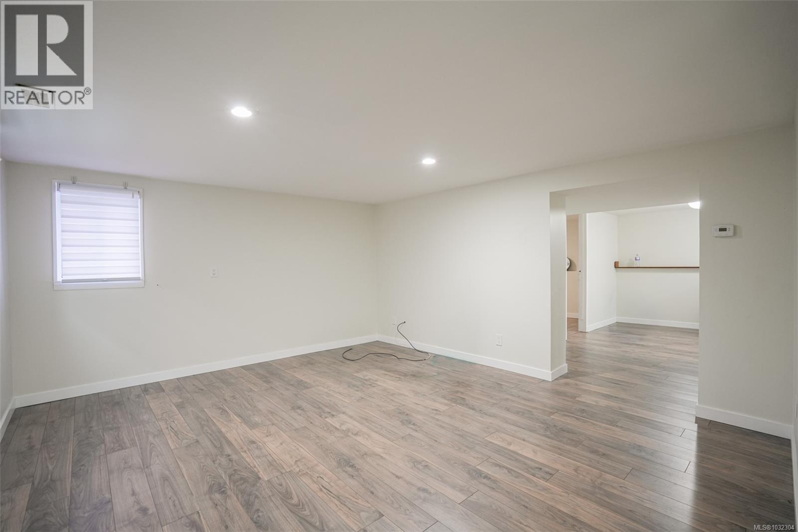4865 Burde St - 18