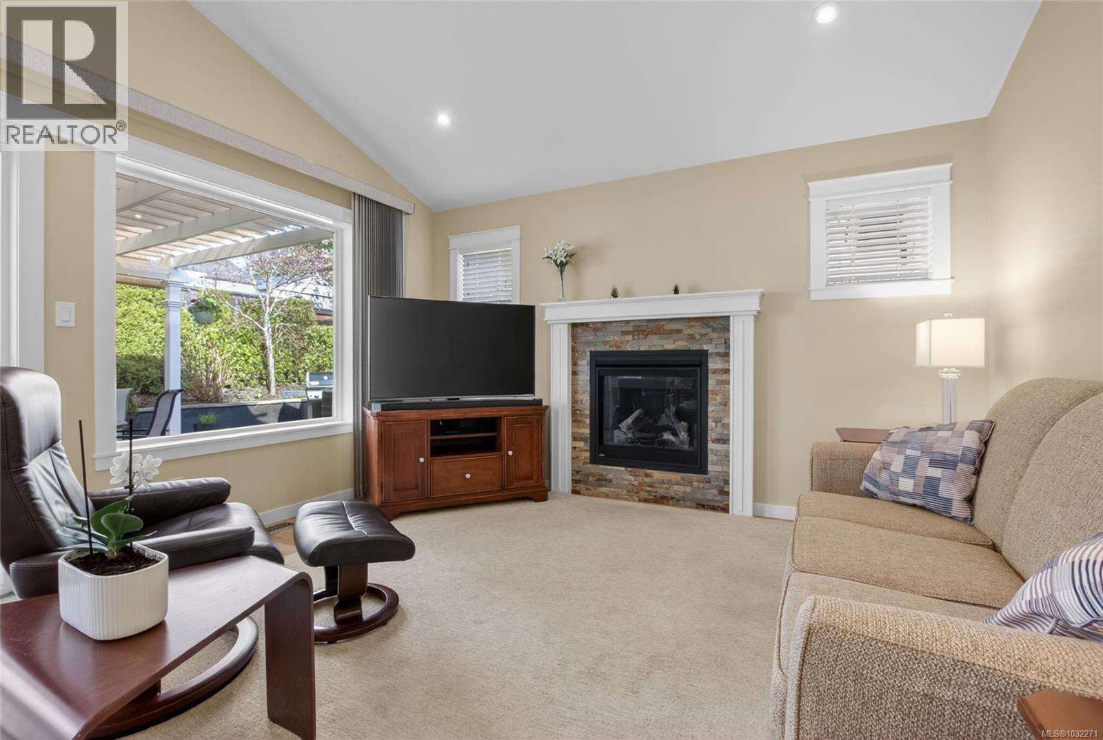 5892 STONEHAVEN DR - 27