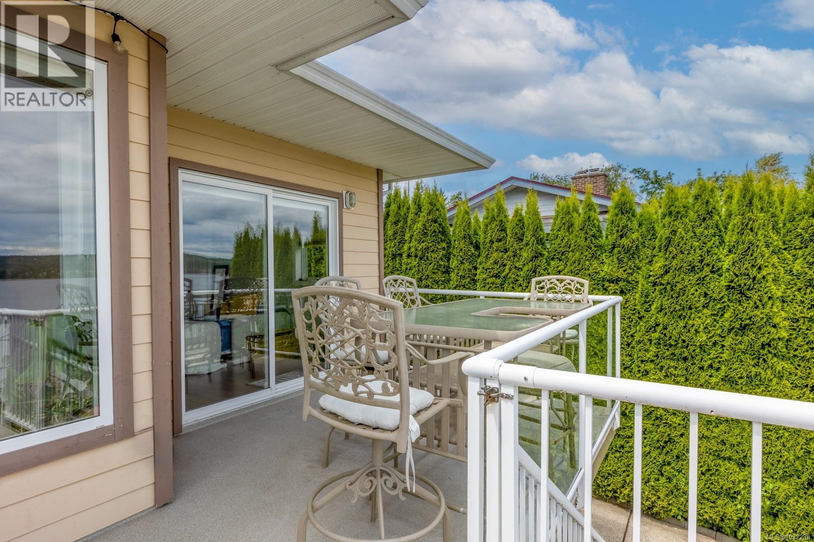 6800 BUCKLEY BAY FRONTAGE RD - 33